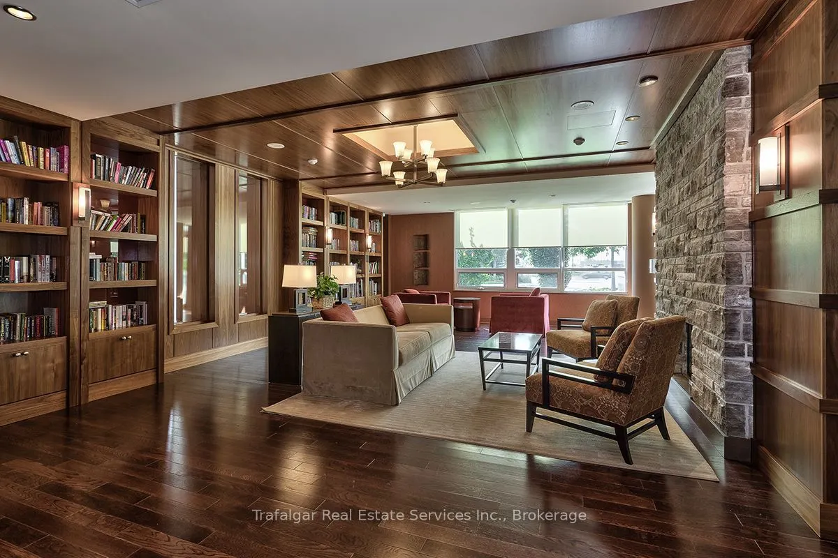 1055 Southdown Road #512