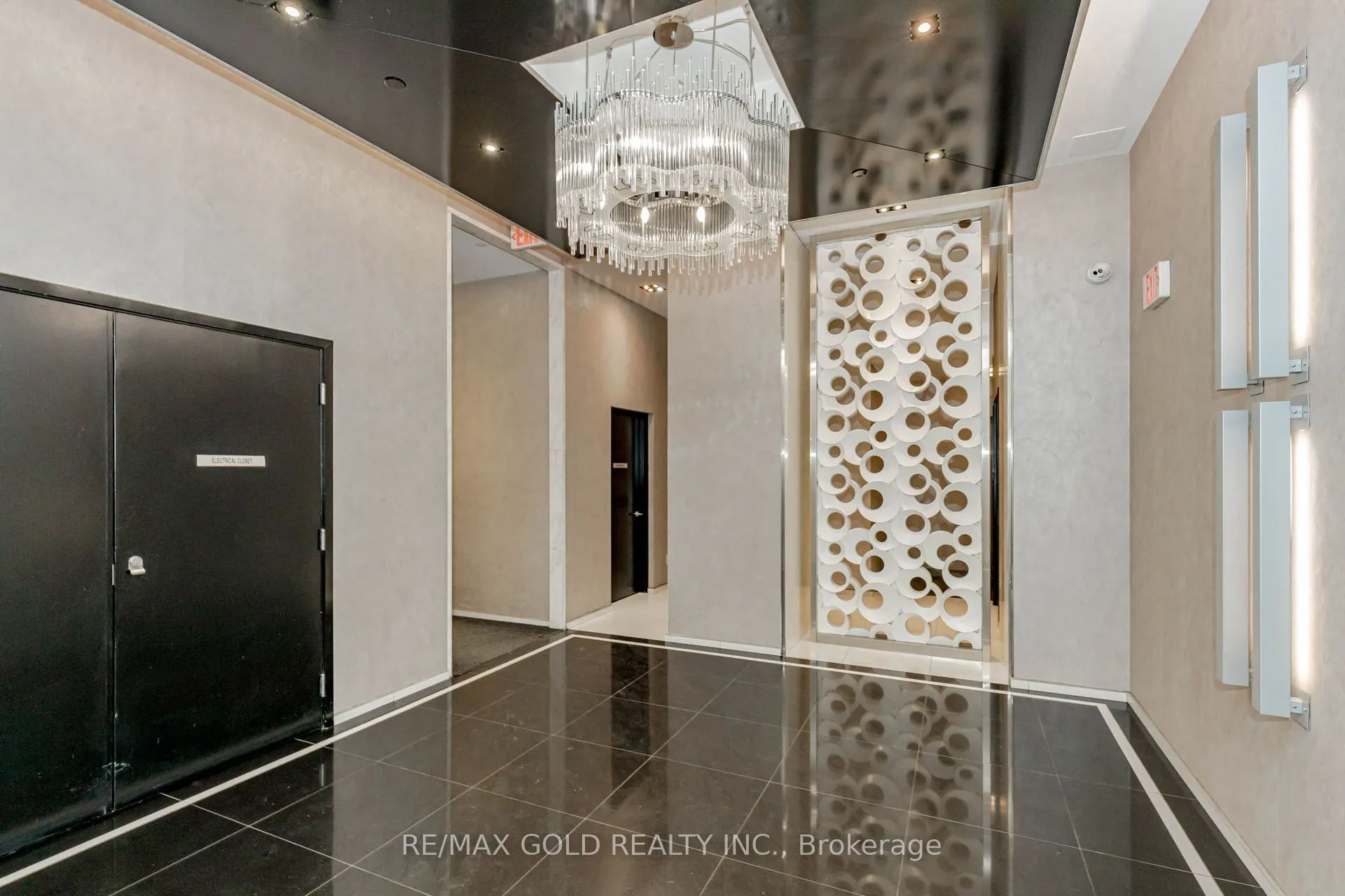 56 Annie Craig Drive #2203