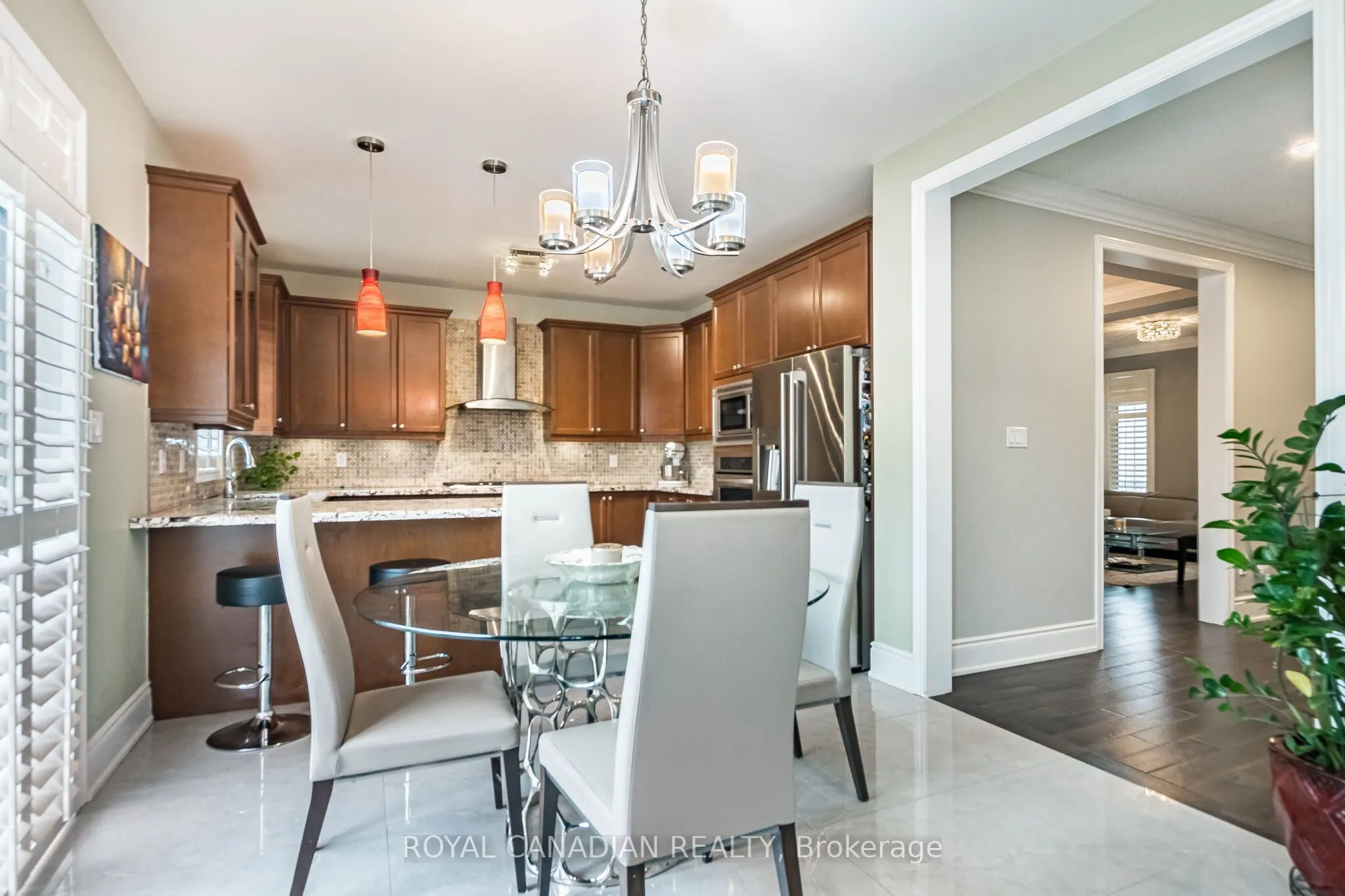 13 Island Grove