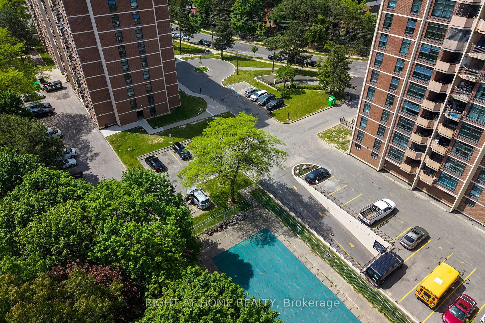 335 Driftwood Avenue #608