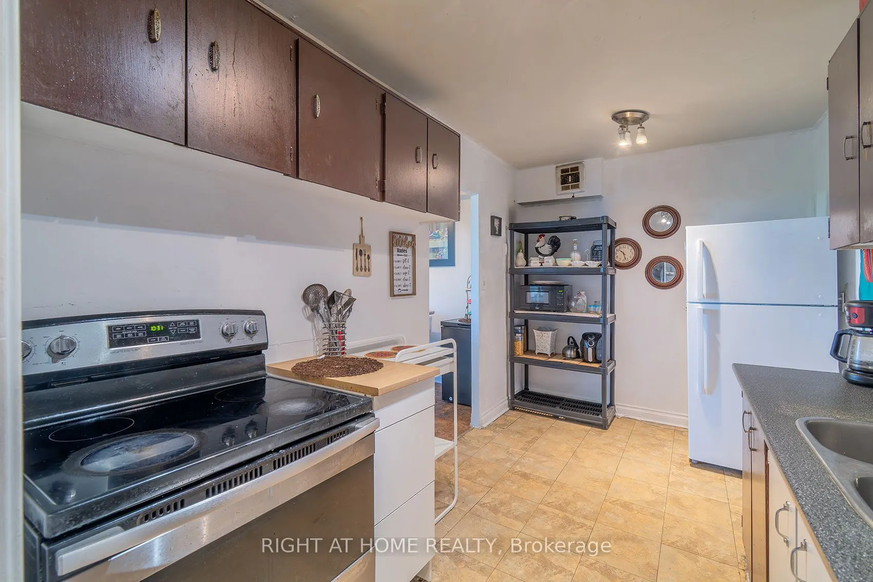 335 Driftwood Avenue #608