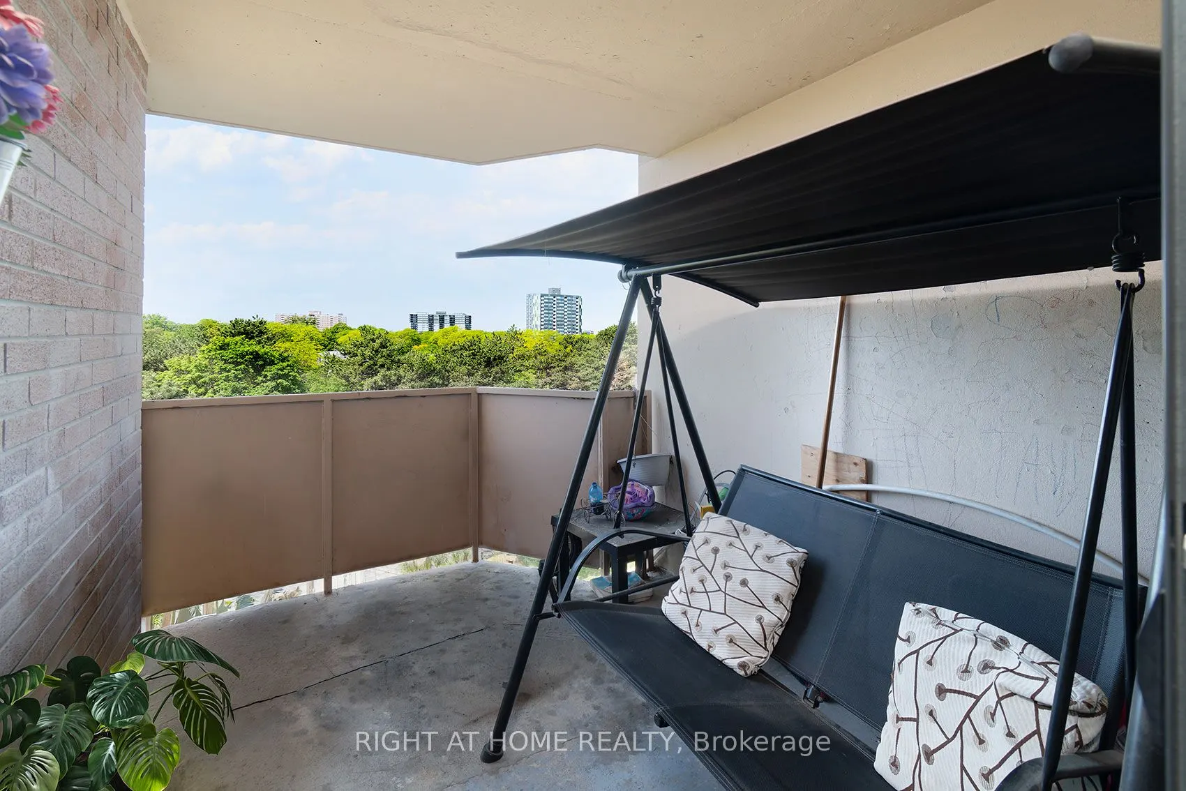 335 Driftwood Avenue #608