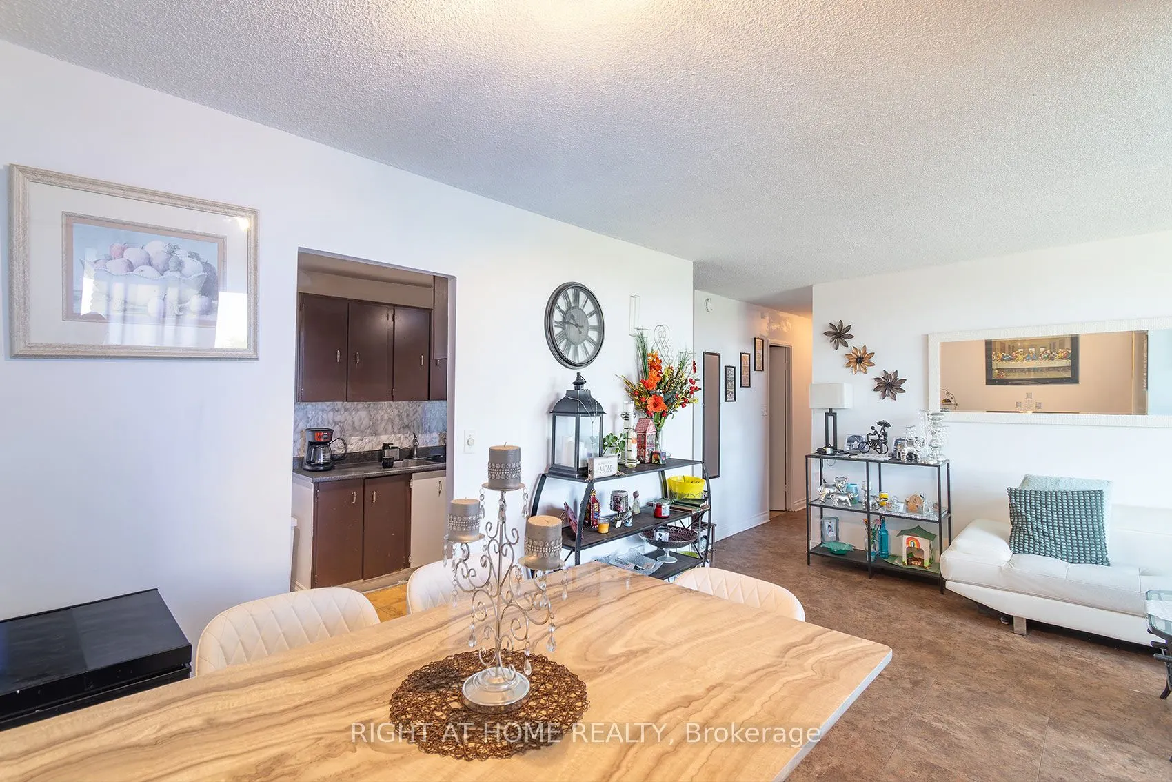 335 Driftwood Avenue #608