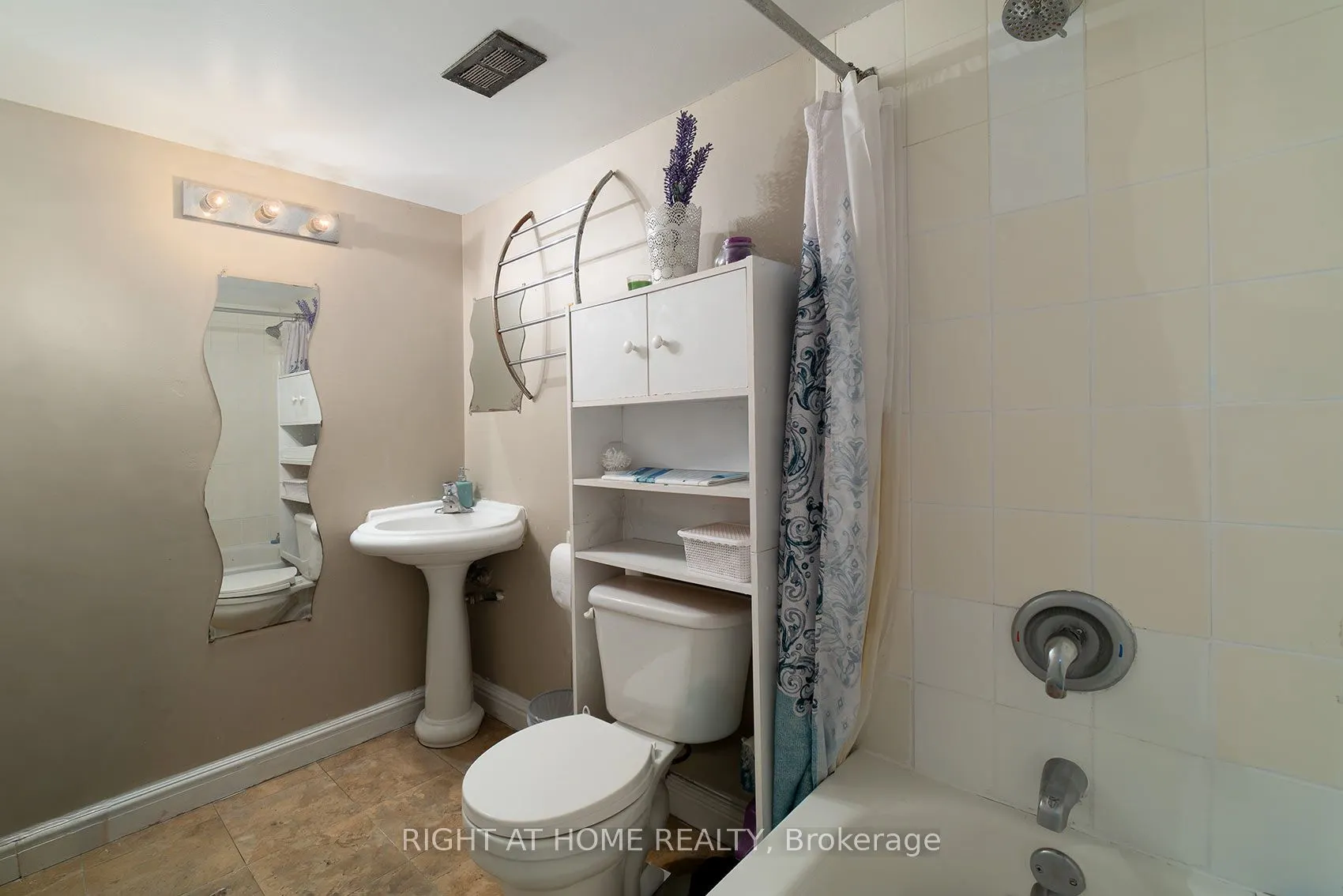 335 Driftwood Avenue #608