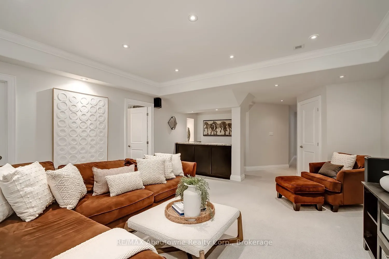 2351 Woodfield Road