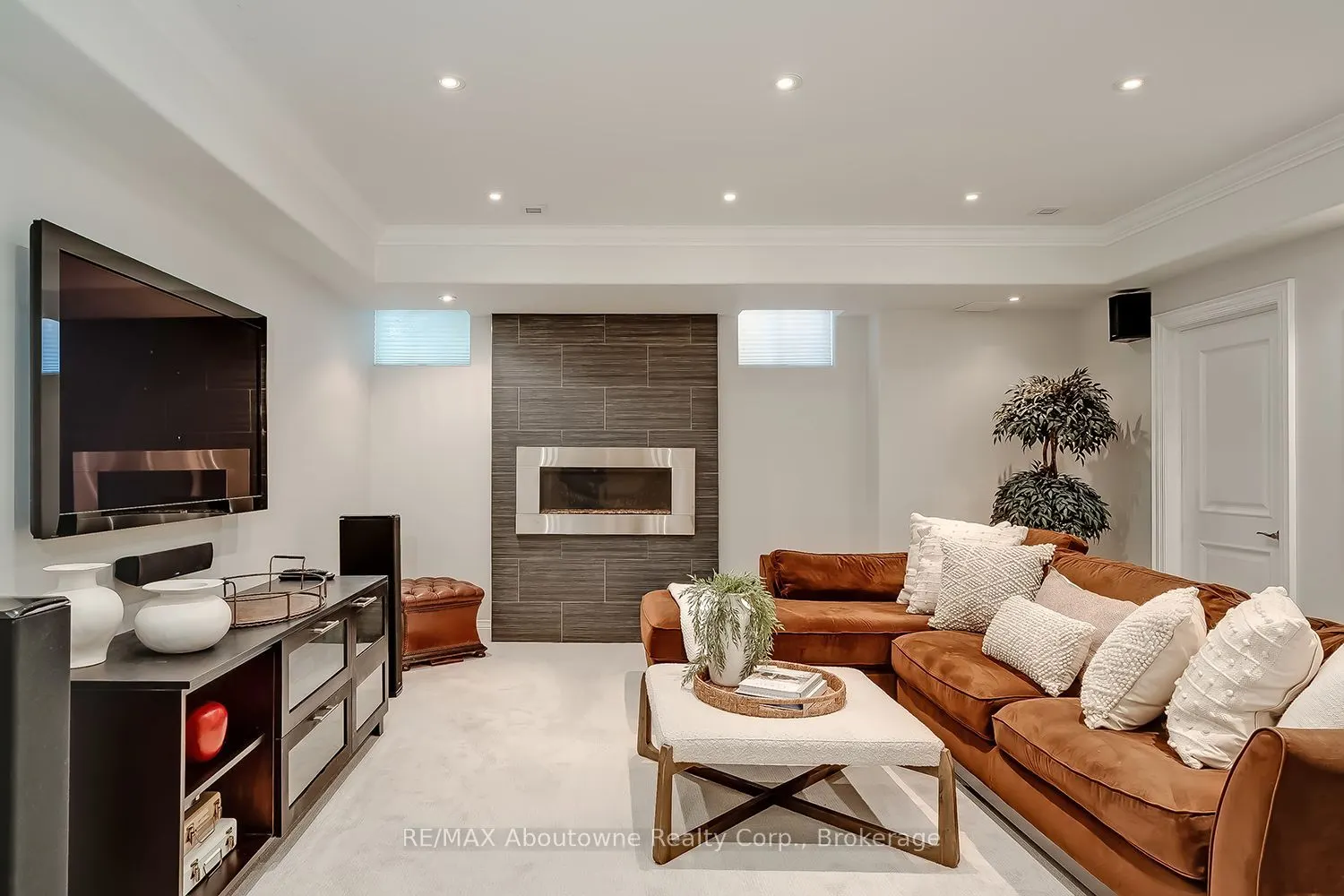 2351 Woodfield Road