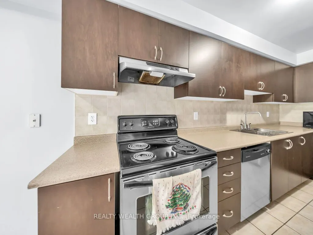 5255 Palmetto Place #155