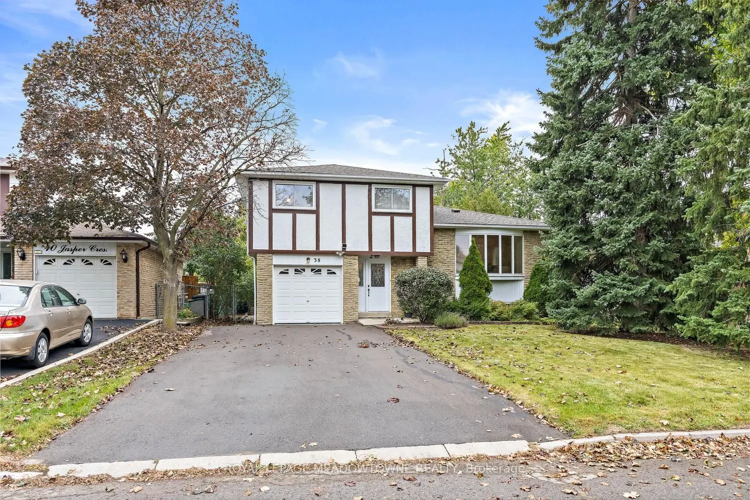 38 Jasper Crescent