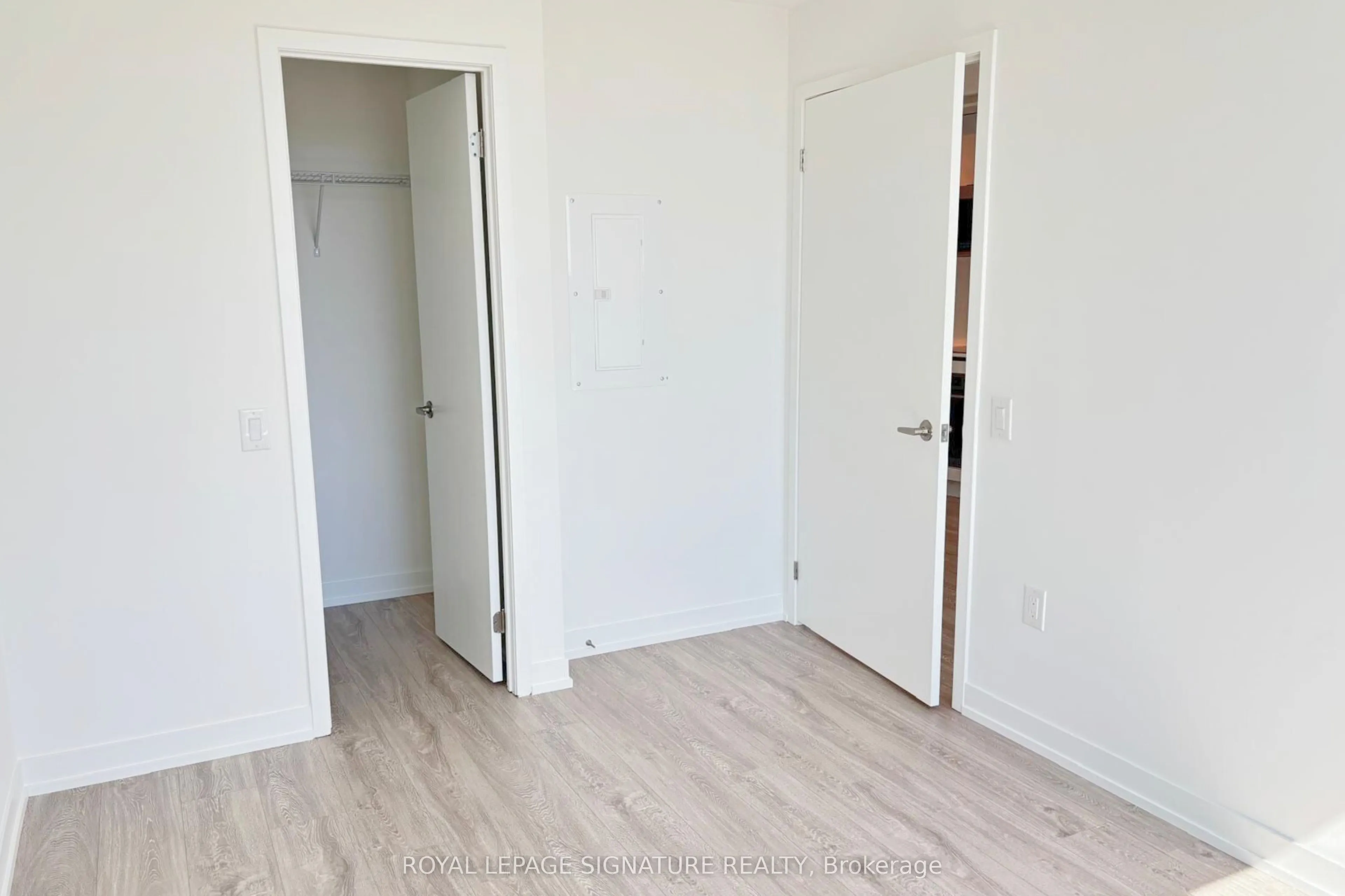 2485 Eglinton Avenue W #1321