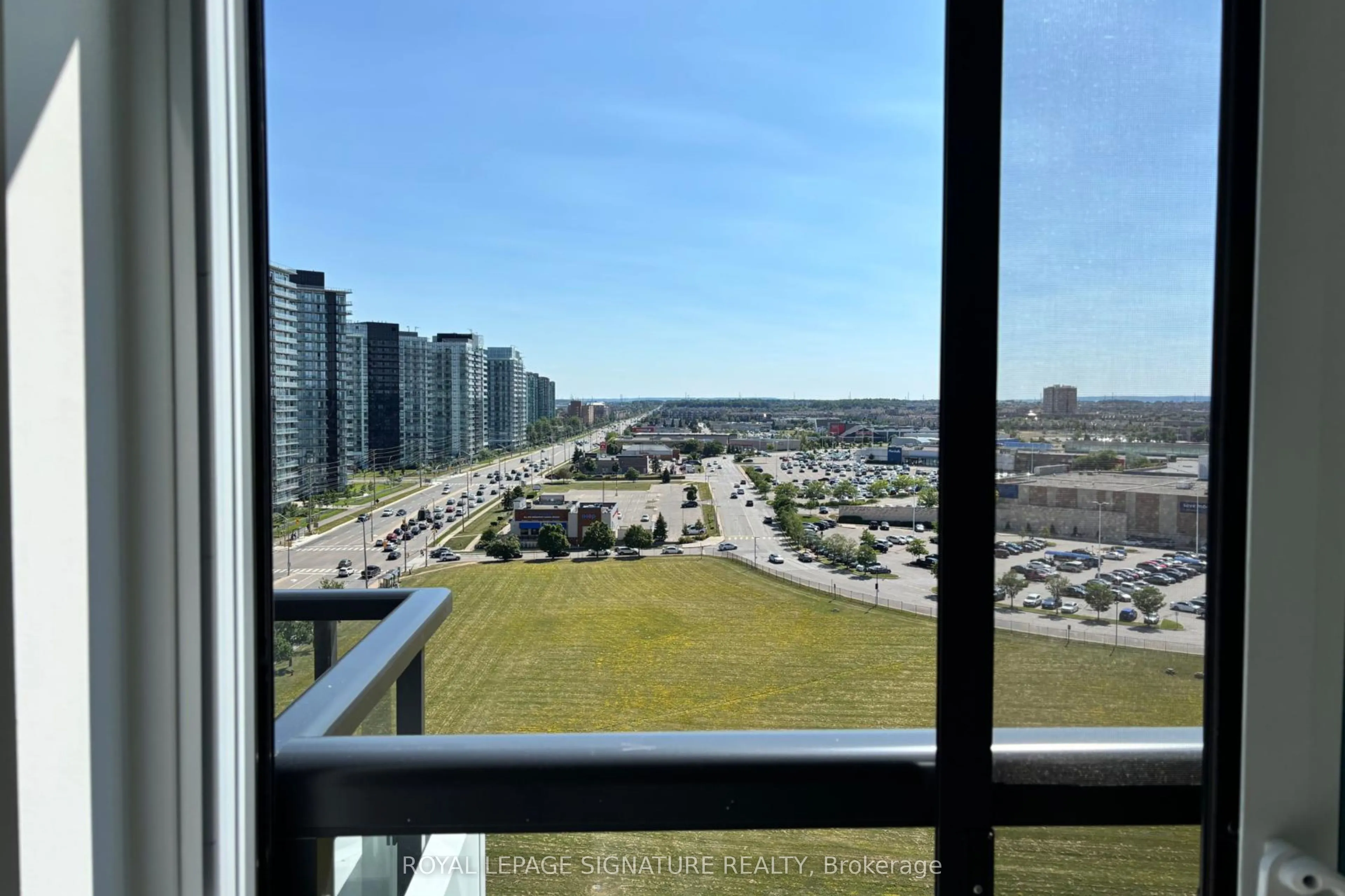 2485 Eglinton Avenue W #1321