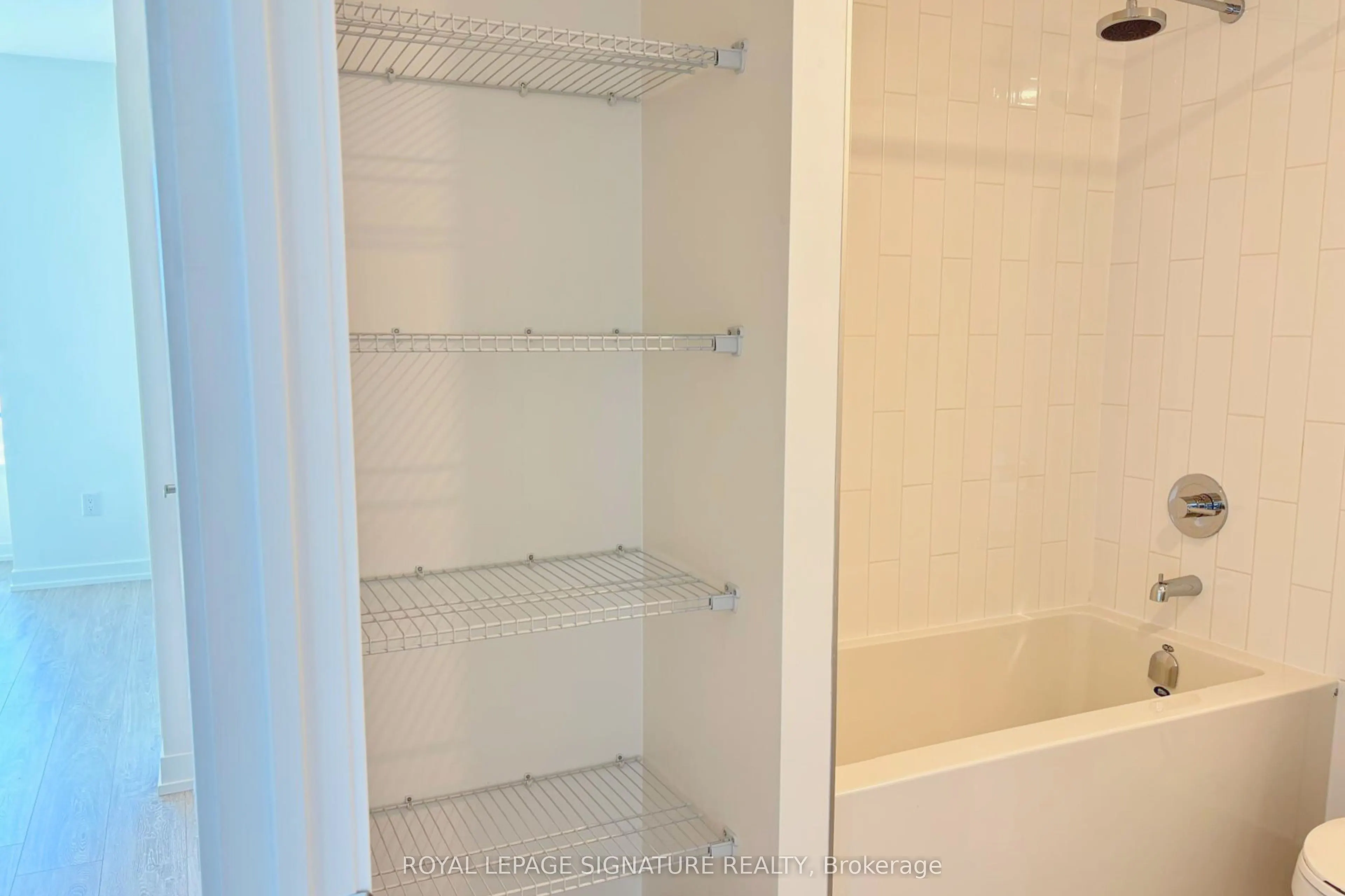2485 Eglinton Avenue W #1321