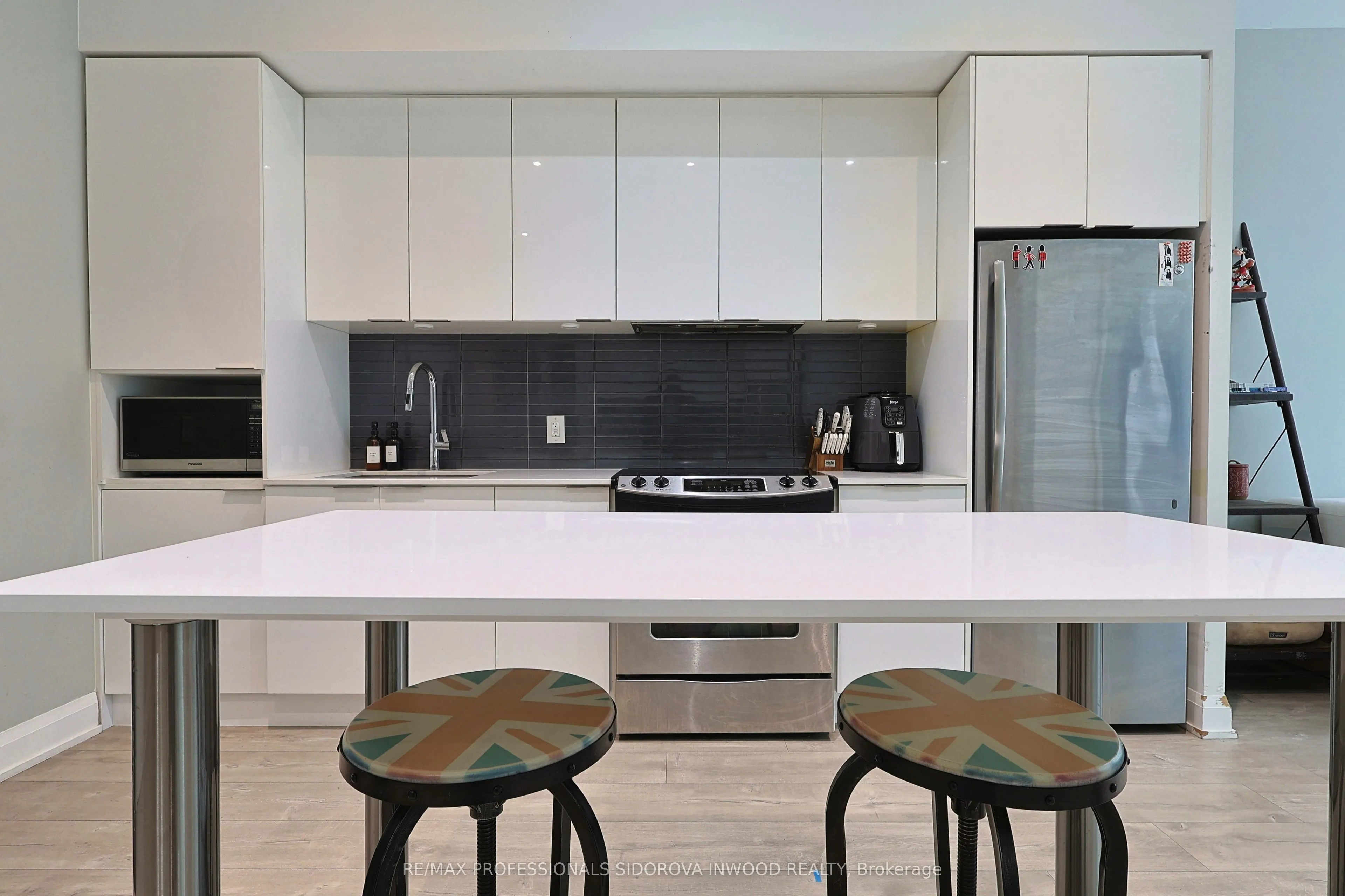 110 Marine Parade Drive #104