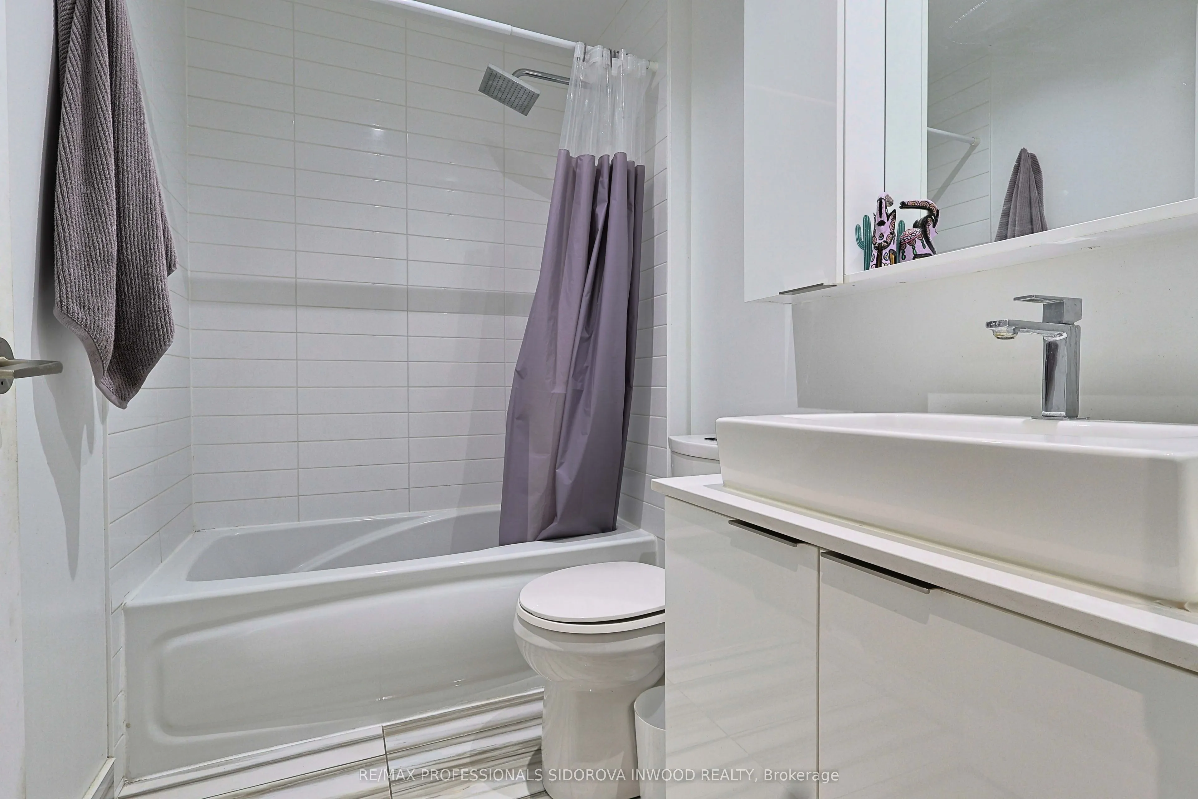 110 Marine Parade Drive #104