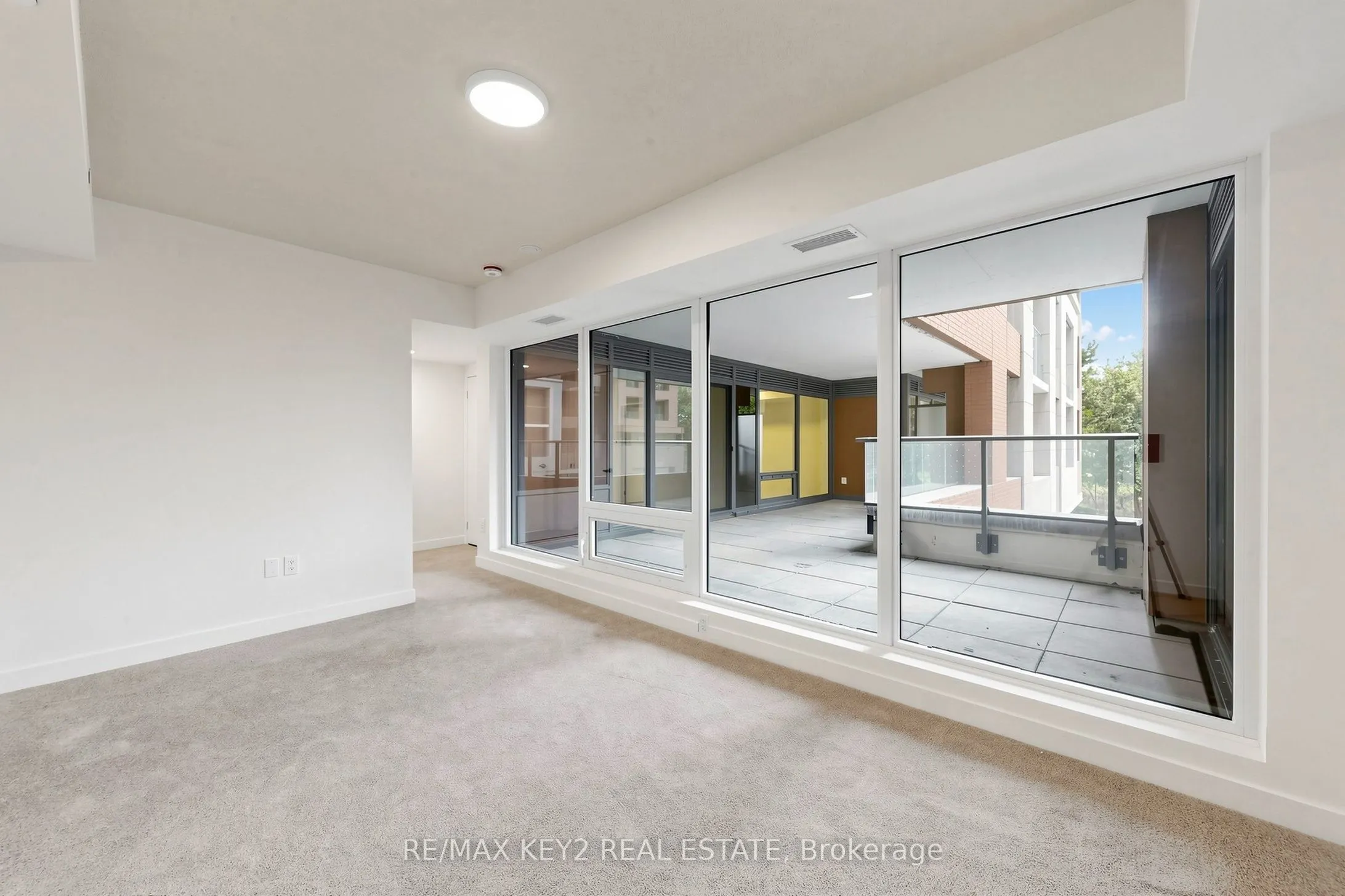 4010 Eglinton Avenue W #206