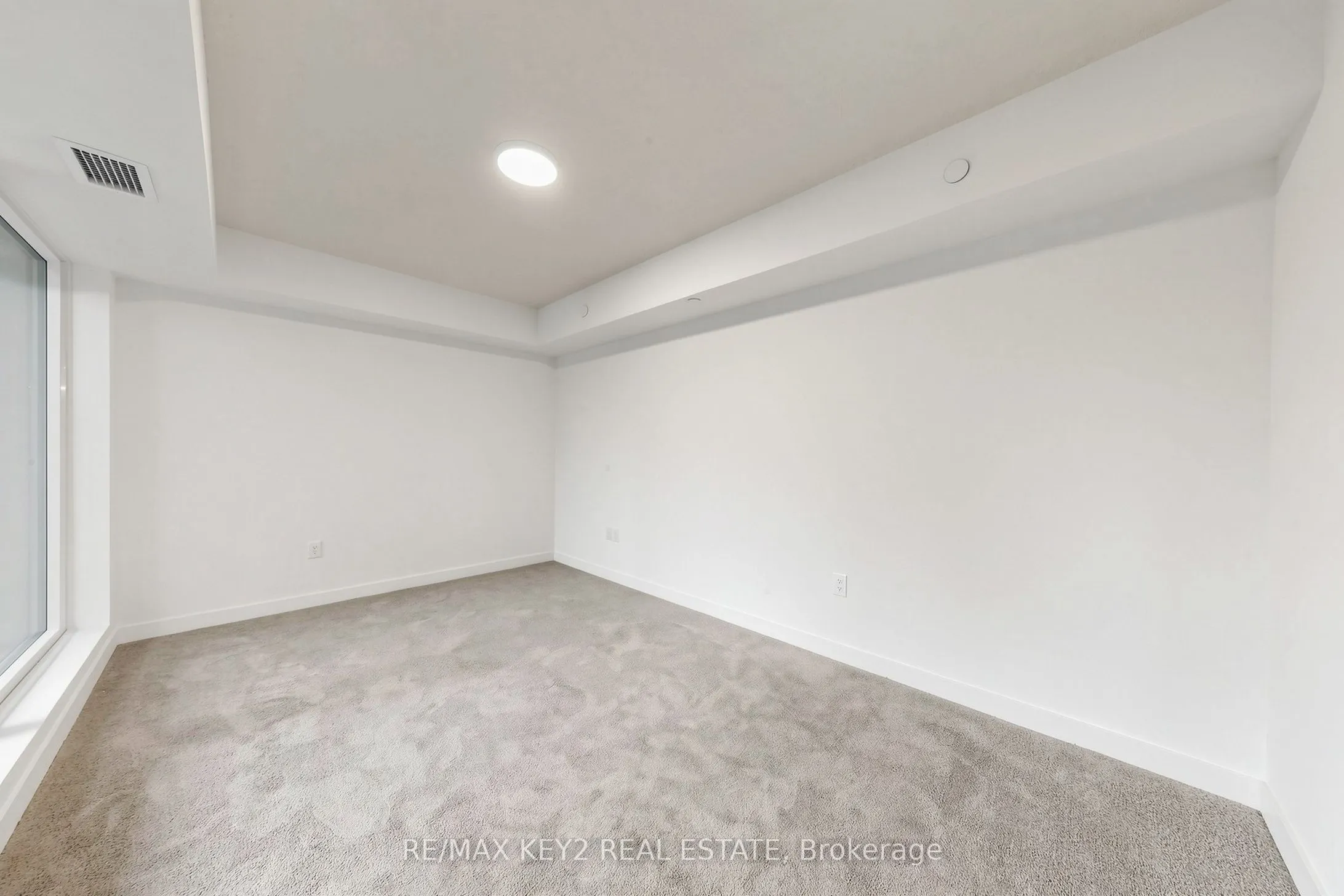 4010 Eglinton Avenue W #206
