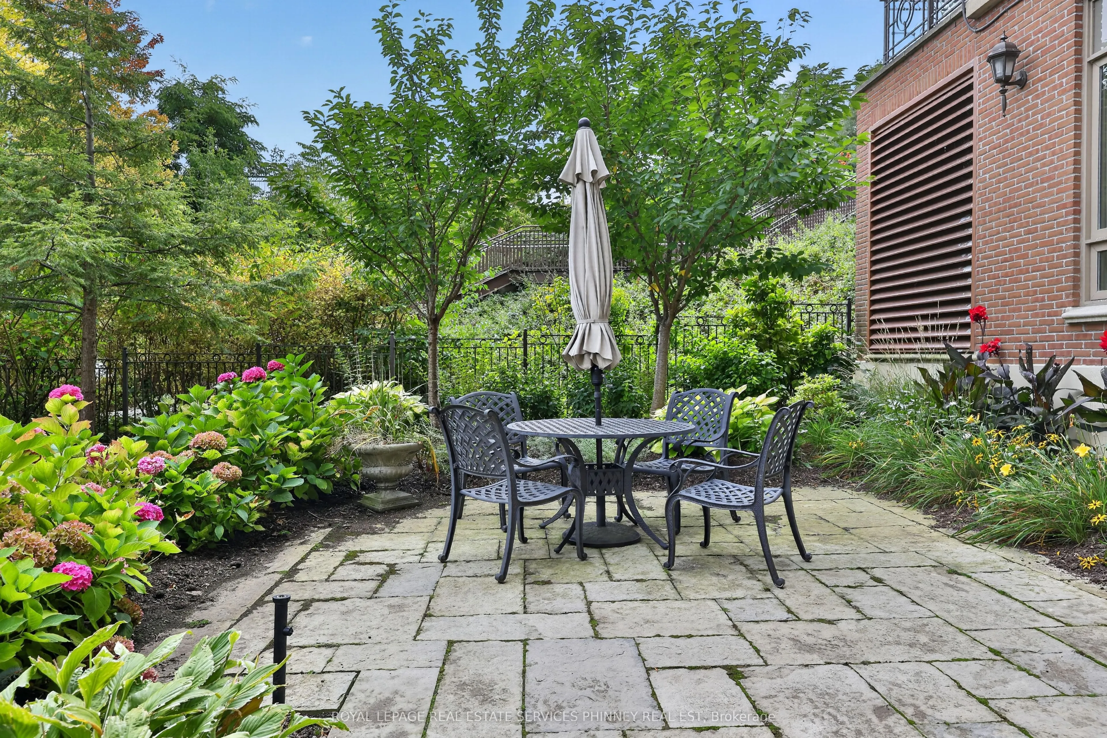 111 Forsythe Street #604