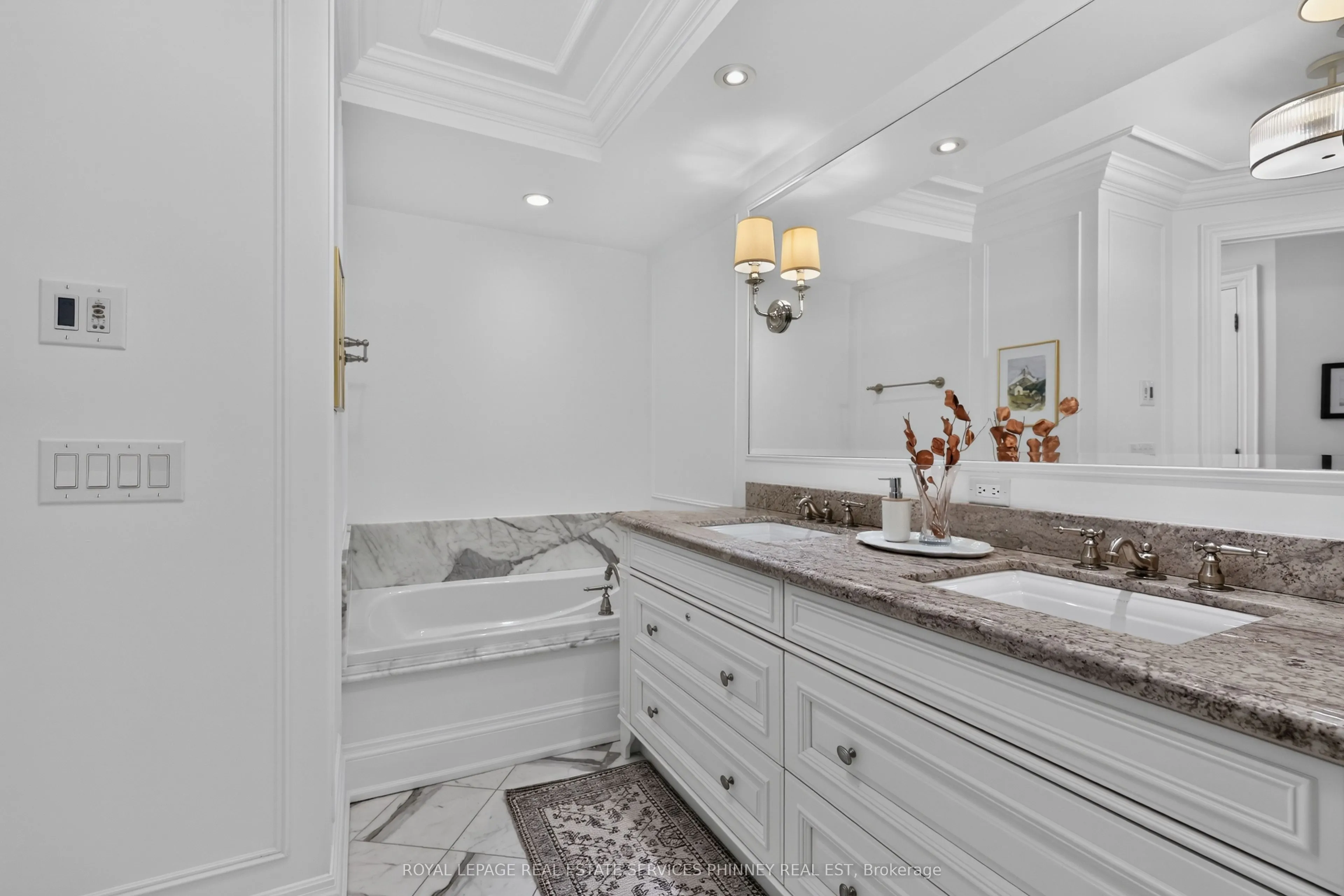 111 Forsythe Street #604