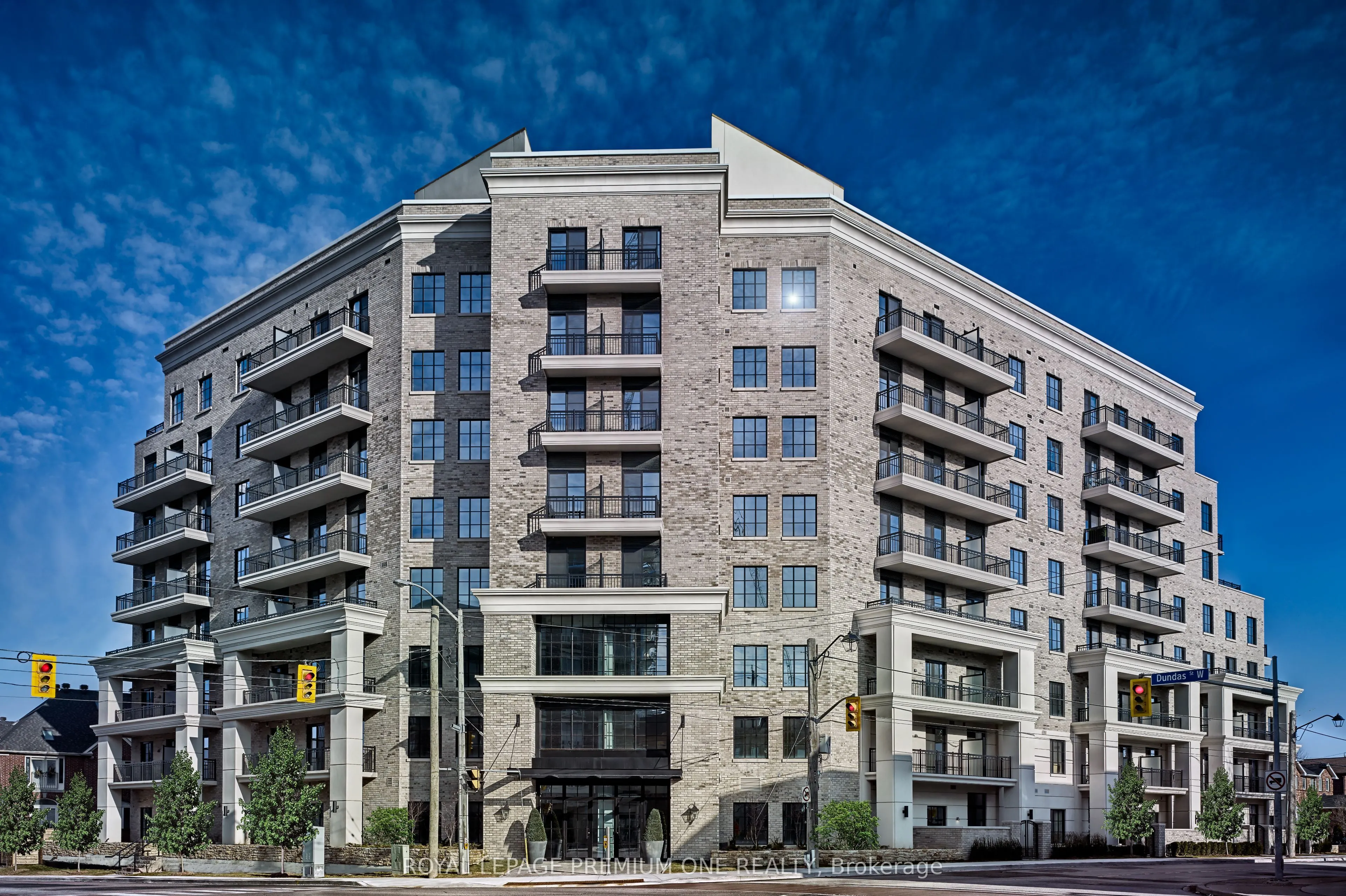 571 PRINCE EDWARD Drive N #610