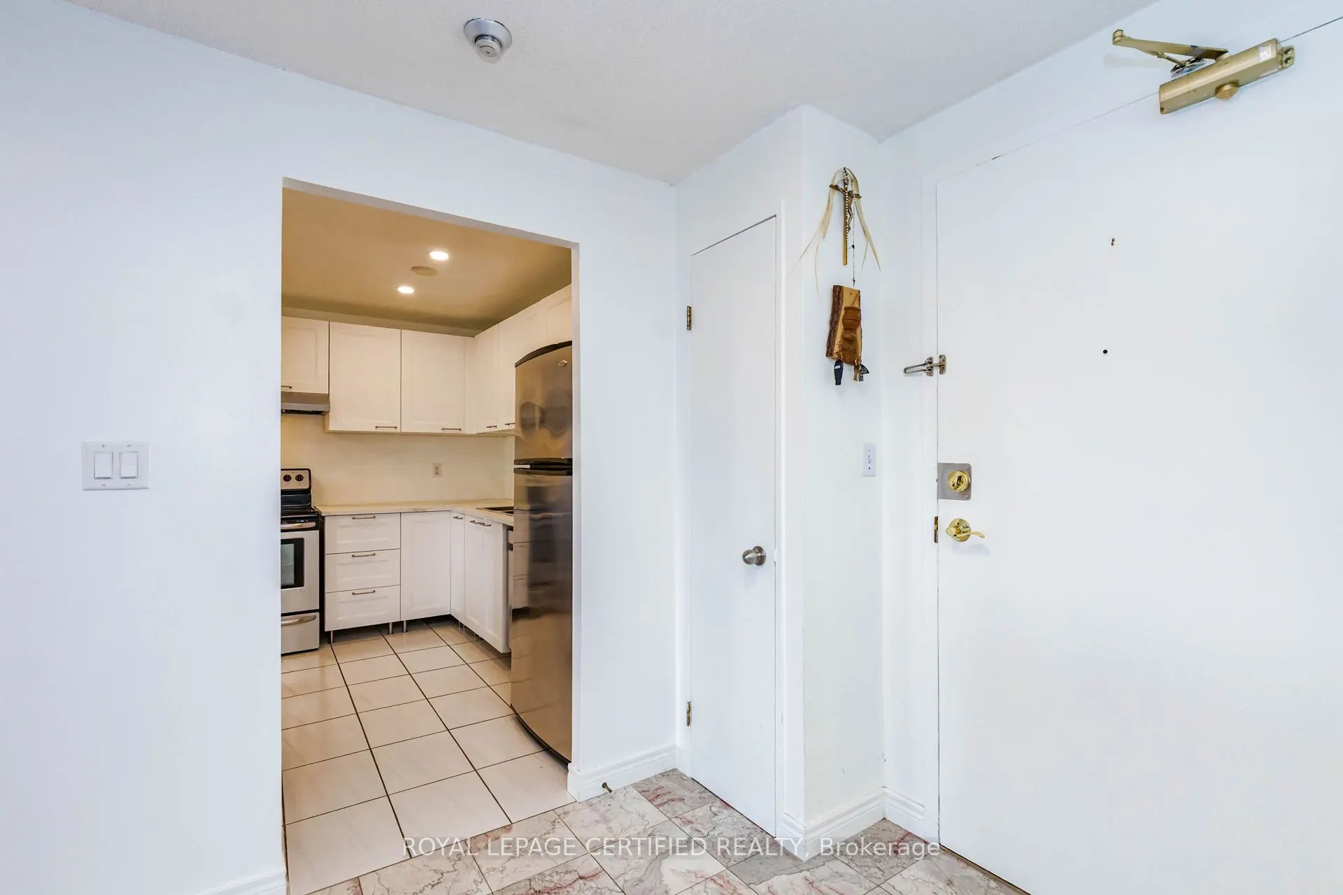 155 Hillcrest Avenue #PH15