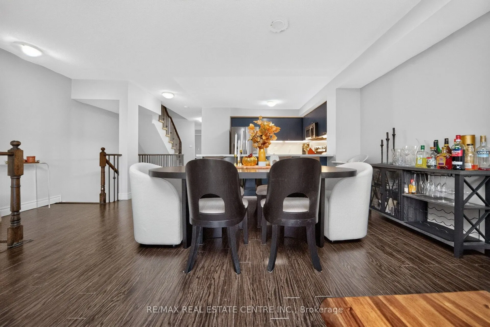 3335 Thomas Street E #6