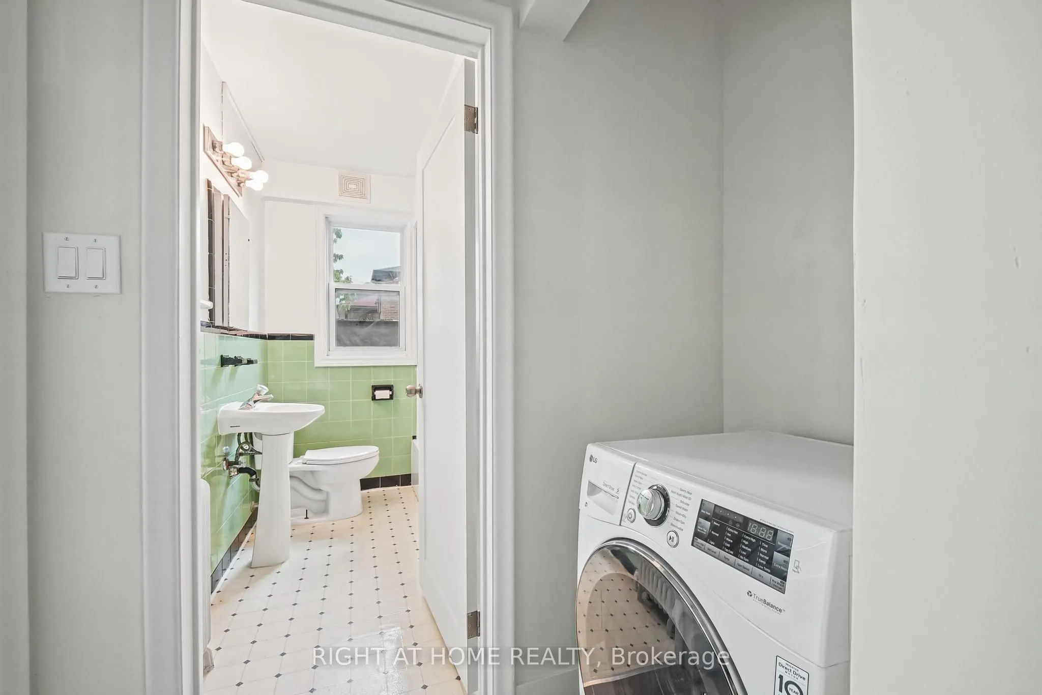 32 Vanevery Street #3