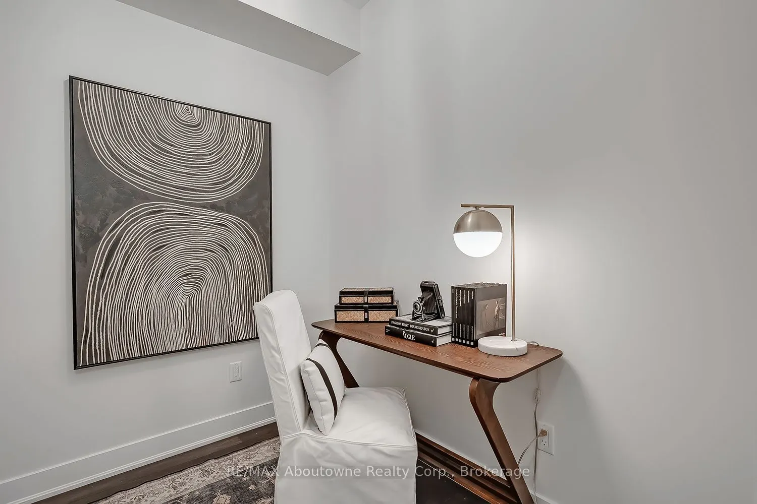 128 Garden Drive #102