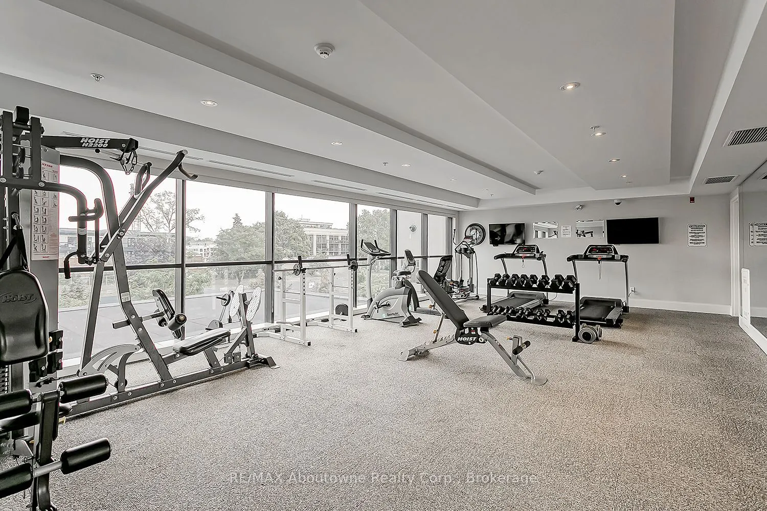 128 Garden Drive #102