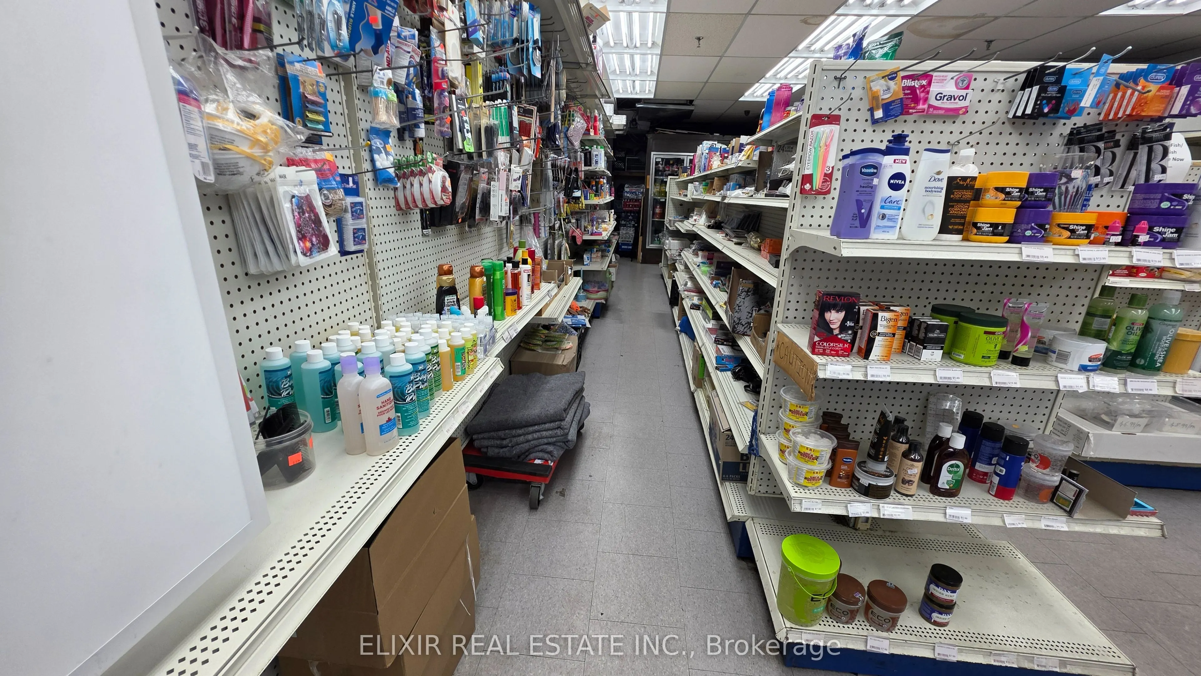 4- 2468 Eglinton Avenue W