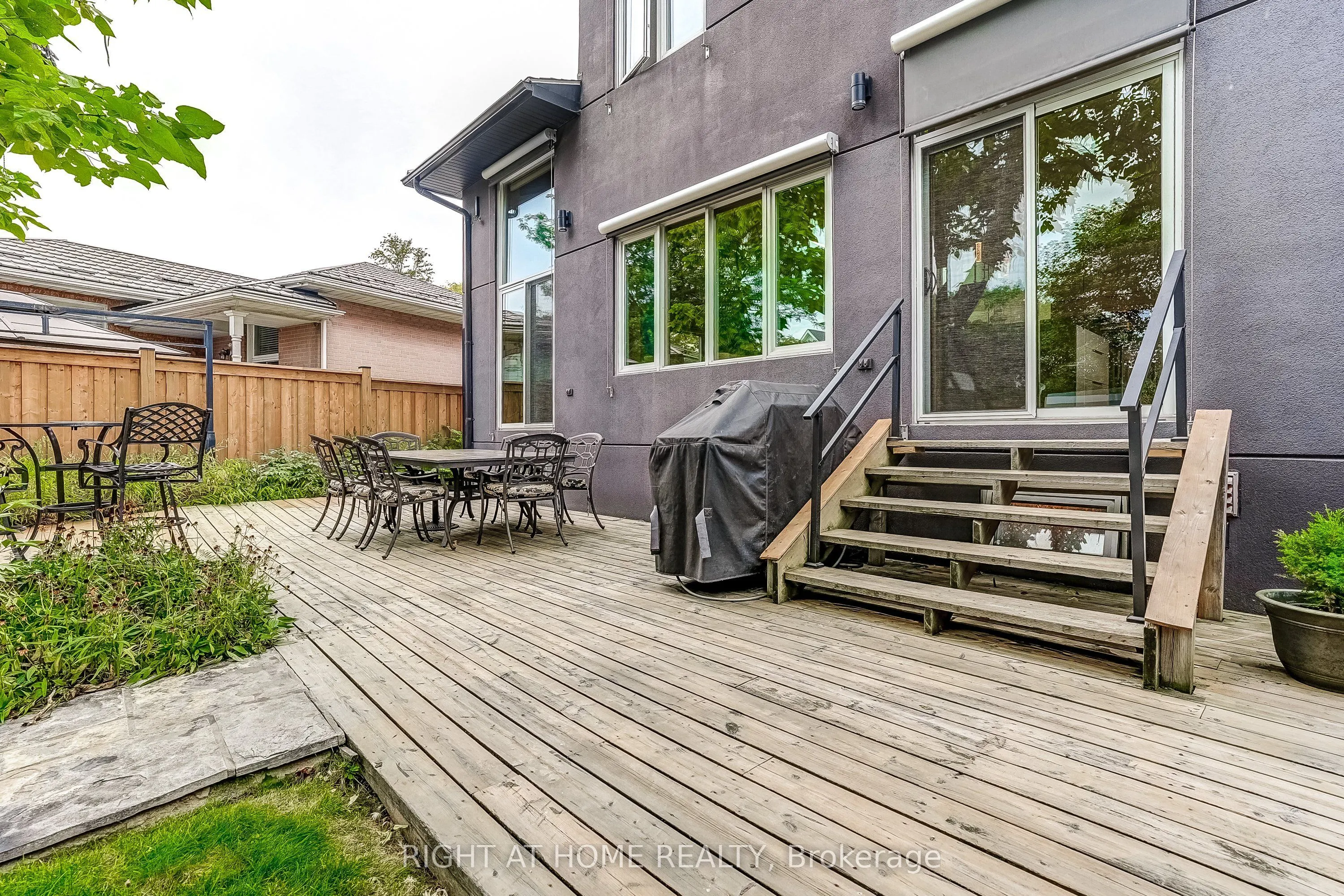 17 Ashfield Drive
