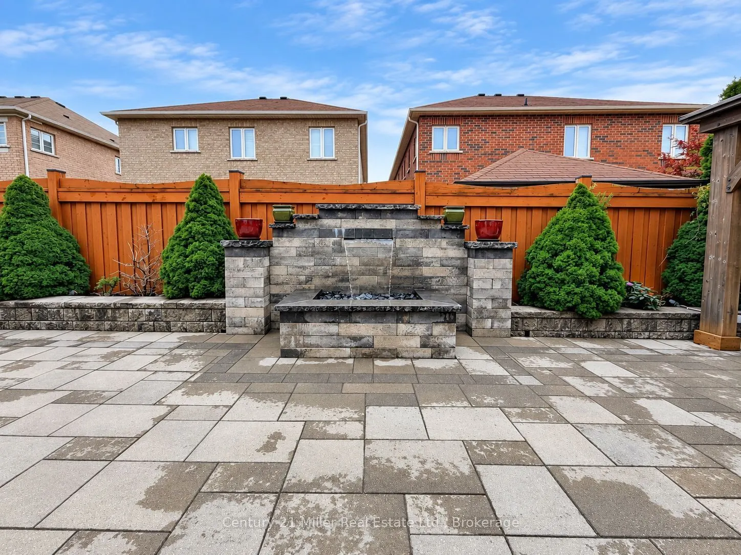 544 Bridgeview Road
