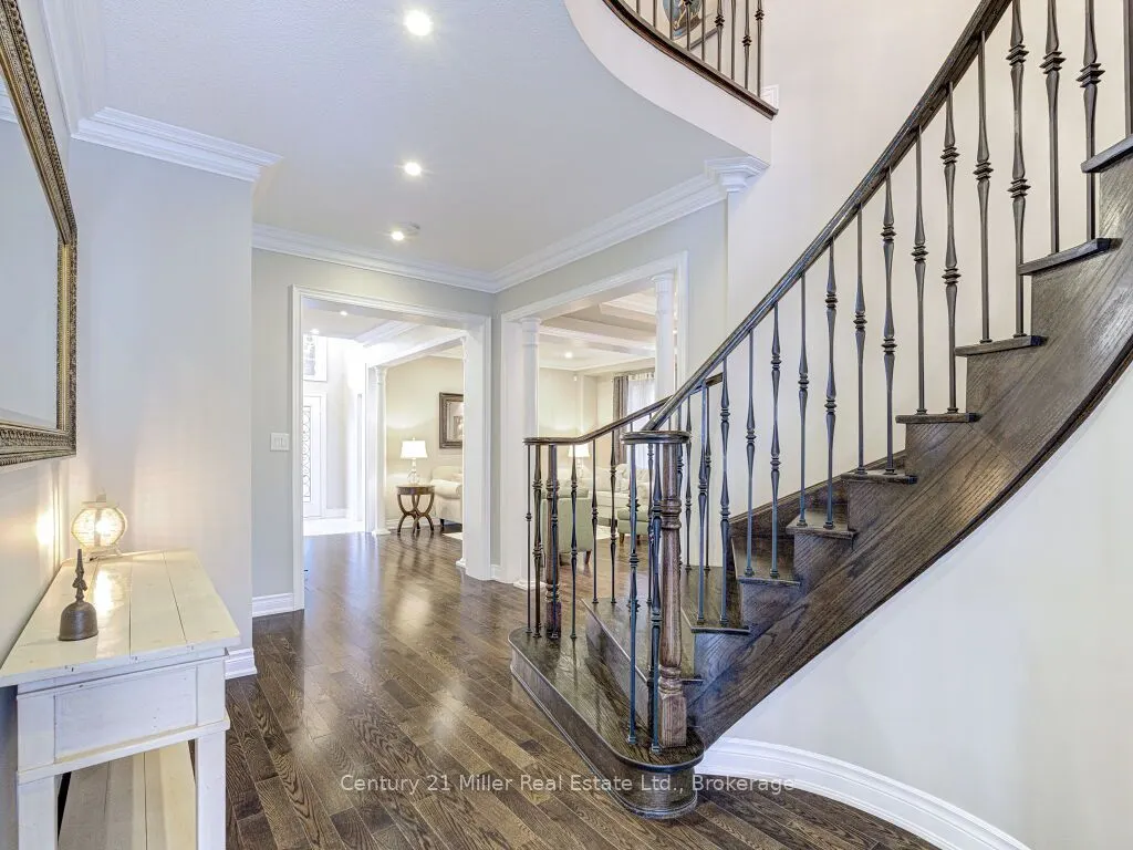 544 Bridgeview Road