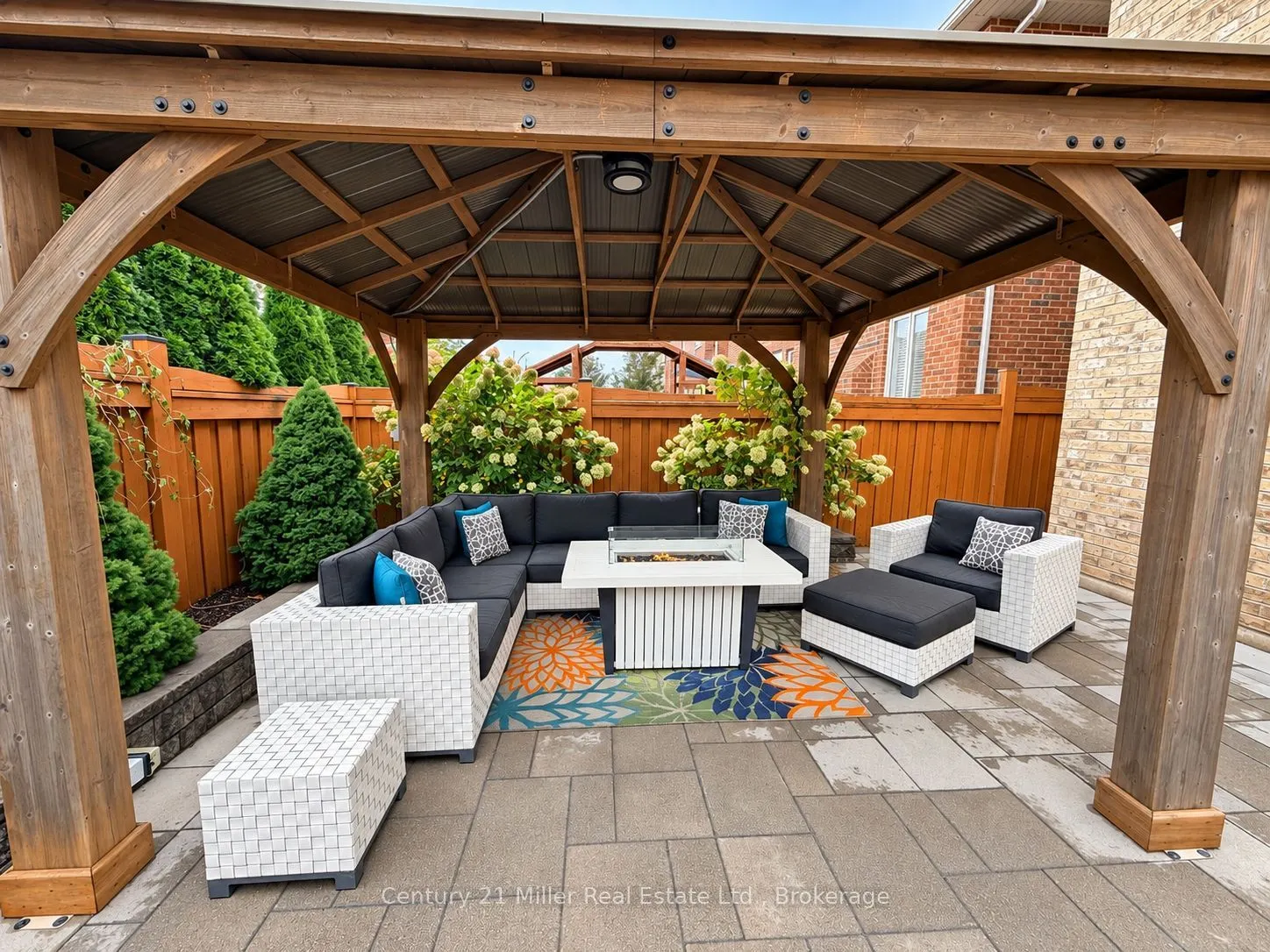 544 Bridgeview Road