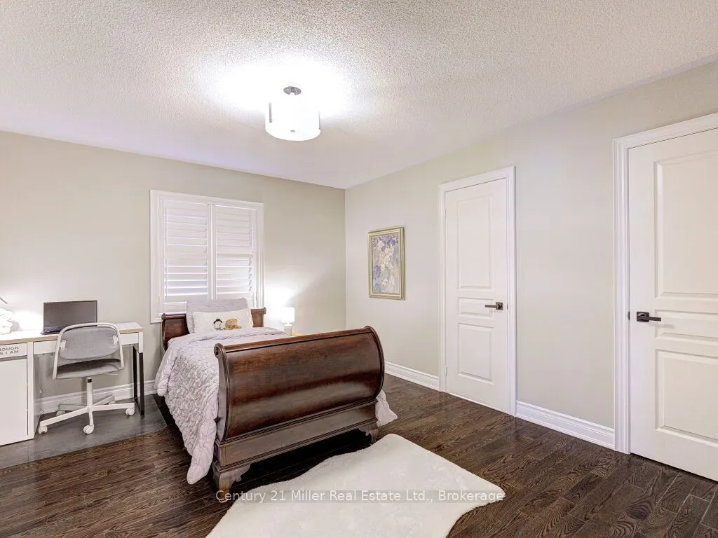 544 Bridgeview Road