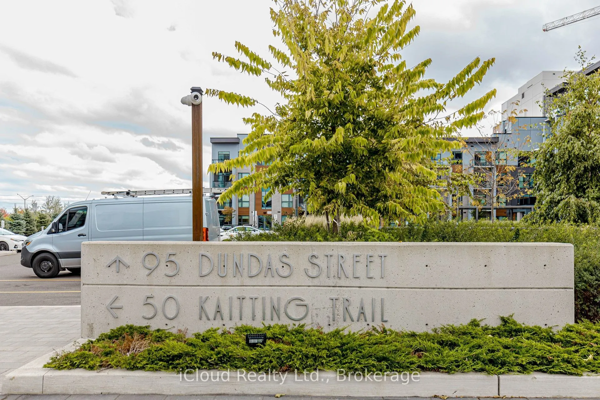 95 Dundas Street #504