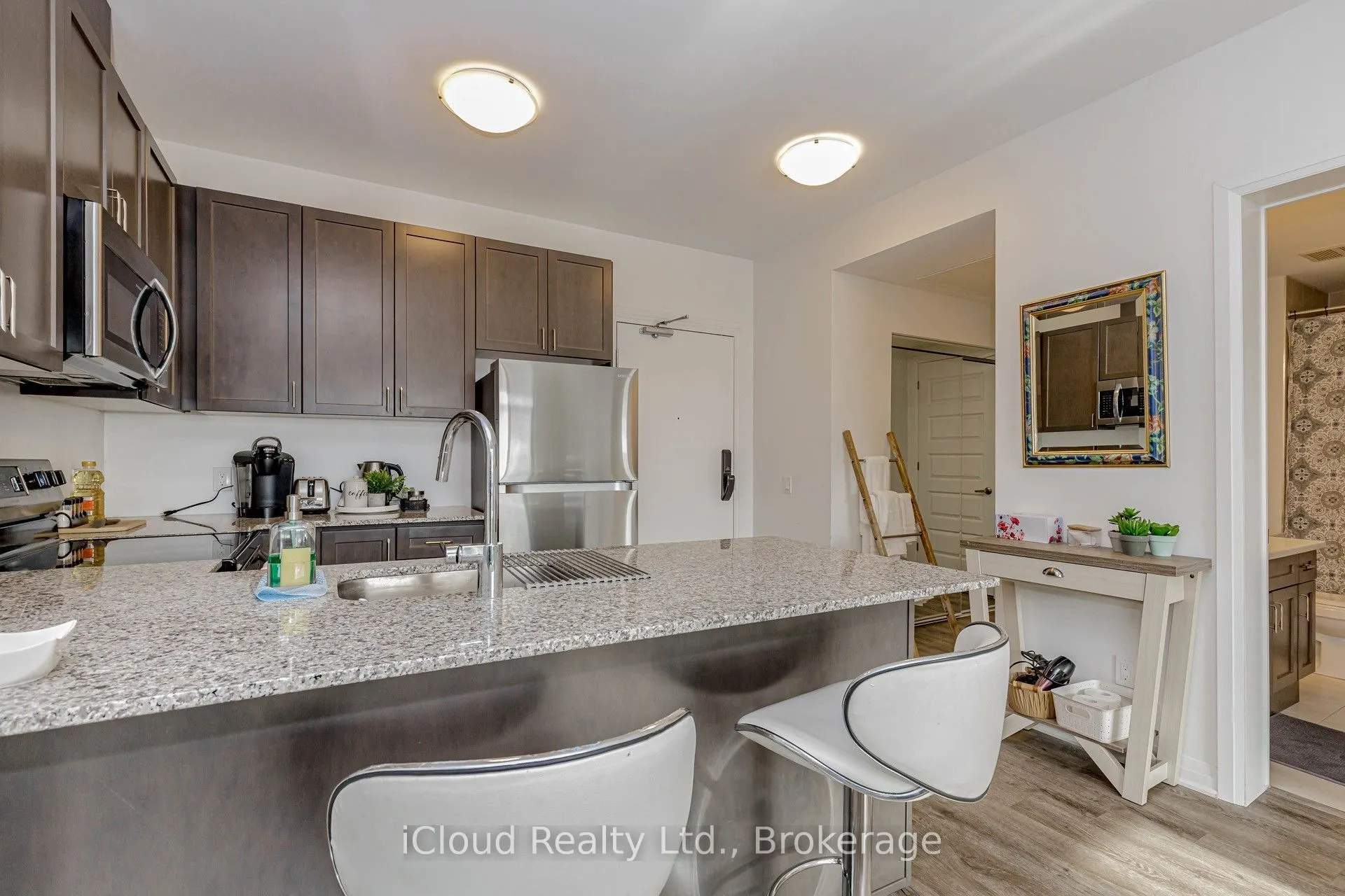 95 Dundas Street #504