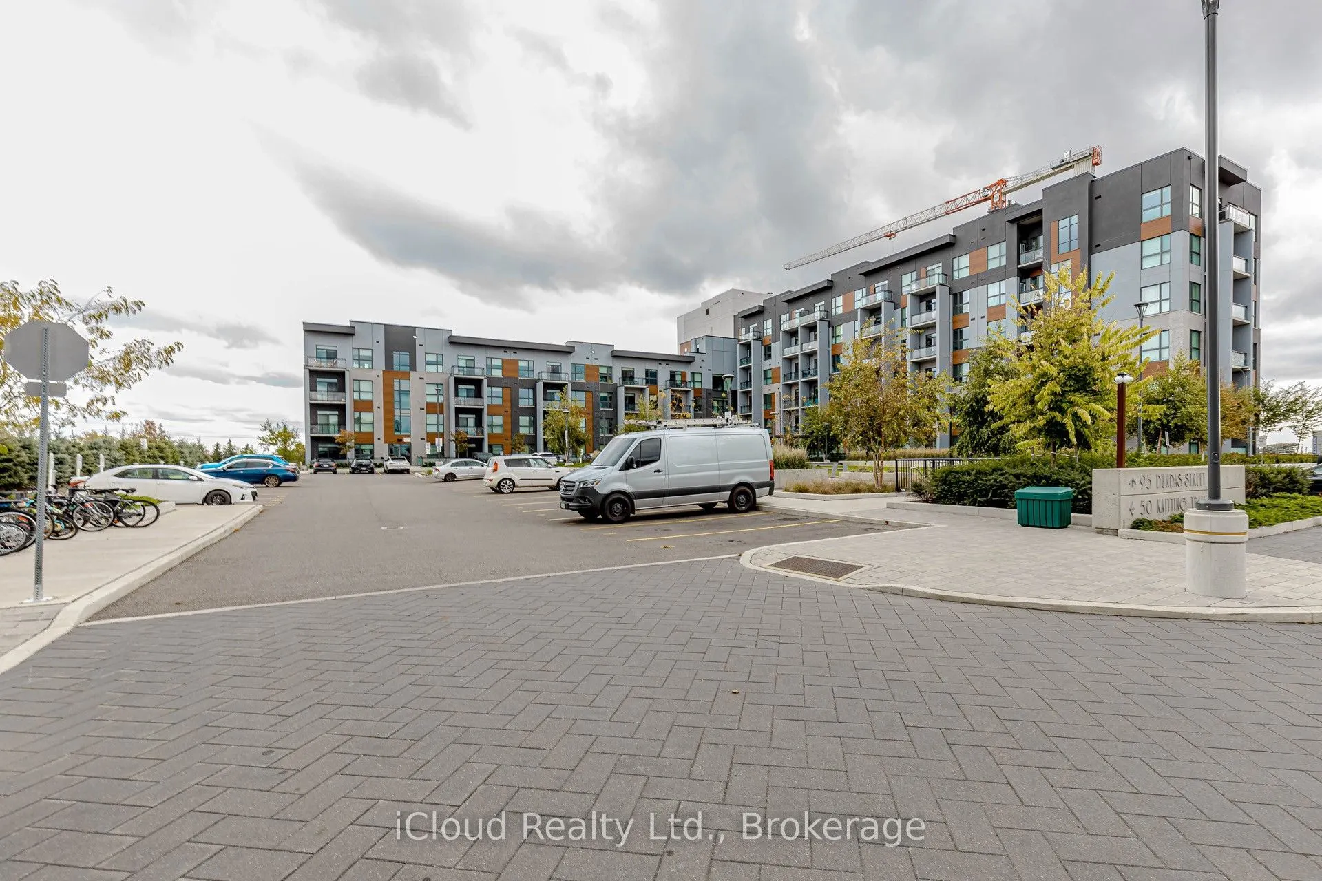95 Dundas Street #504