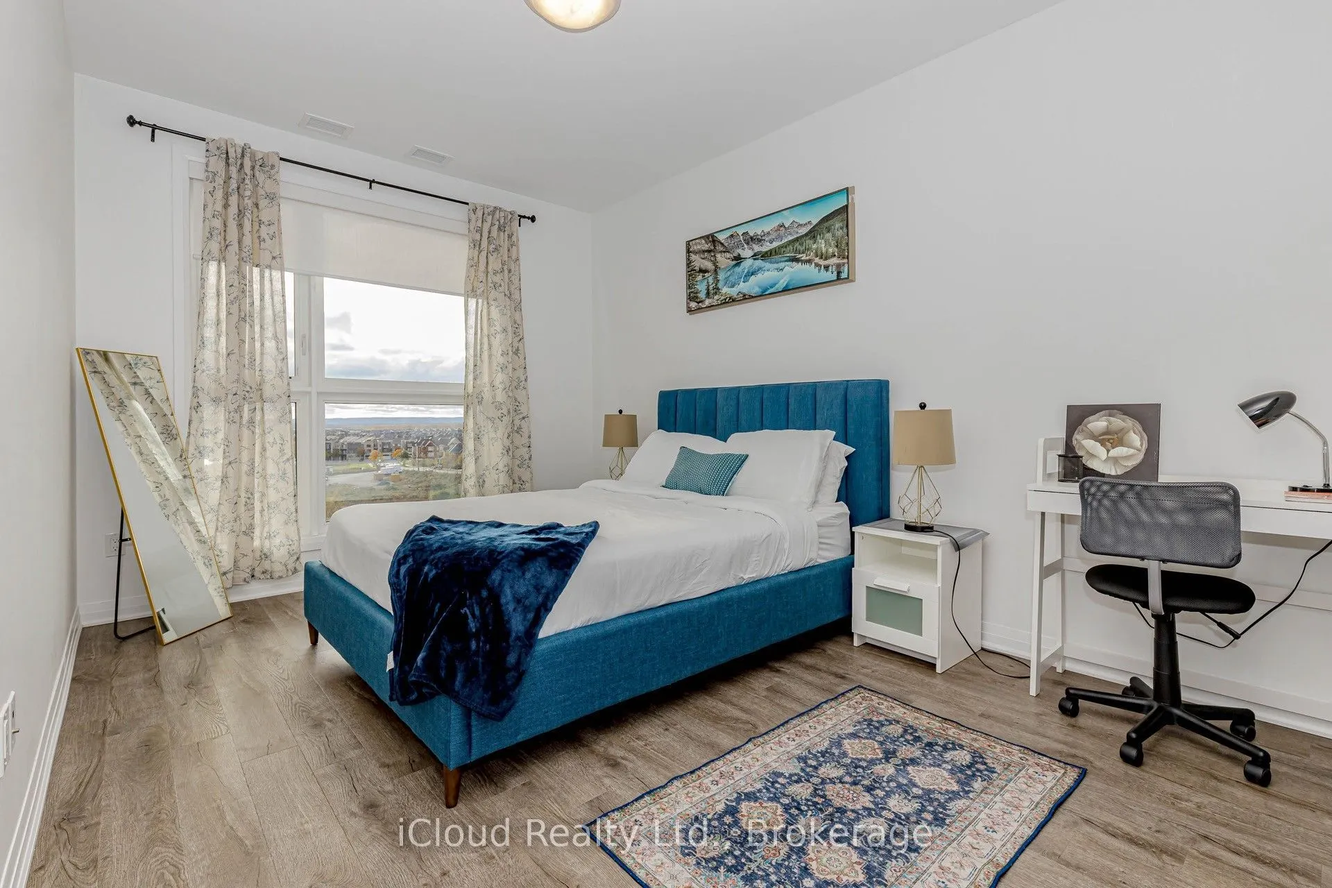 95 Dundas Street #504
