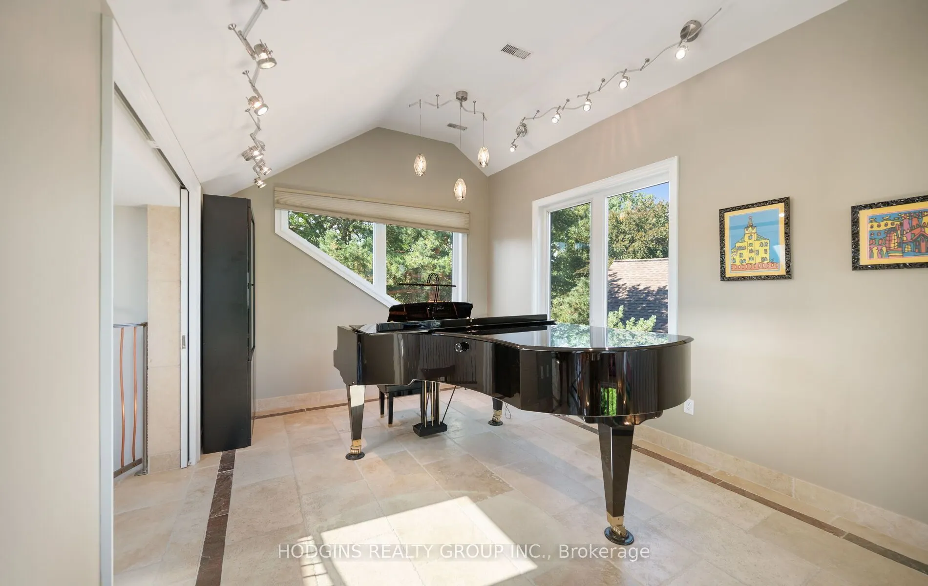 4028 Powderhorn Court