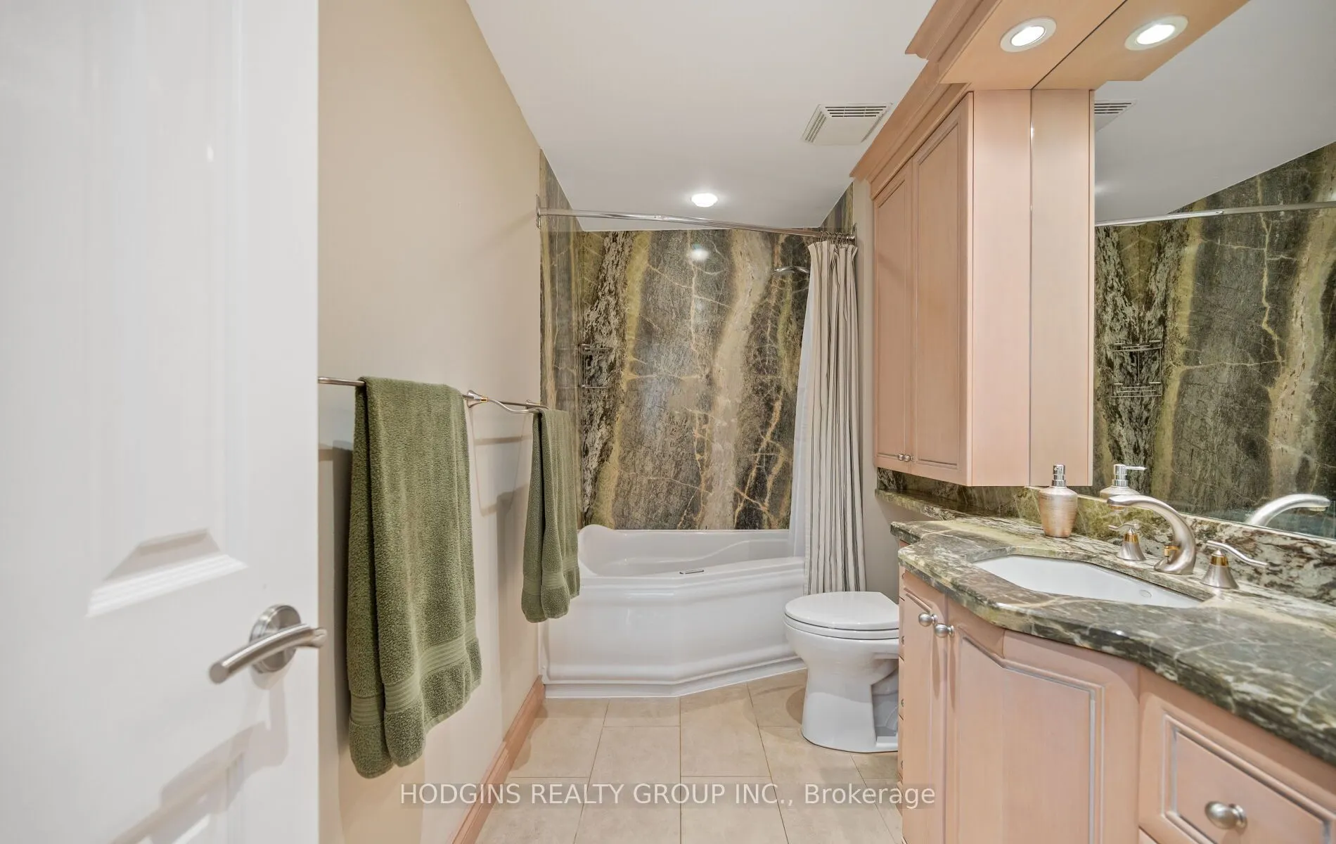 4028 Powderhorn Court