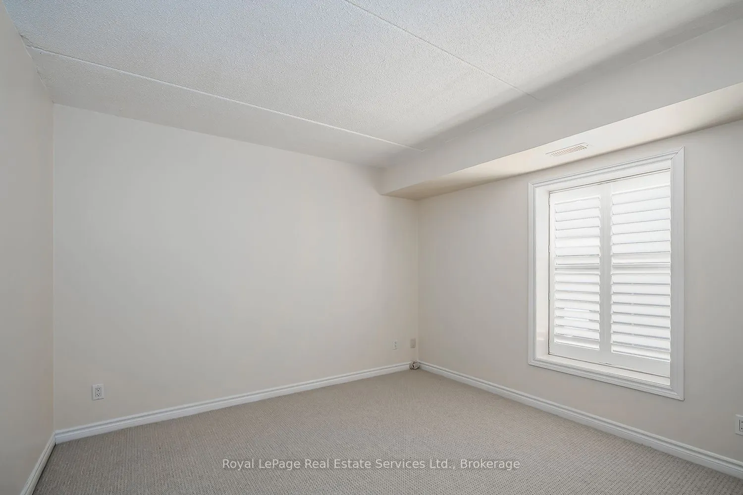 1460 Bishops Gate #111