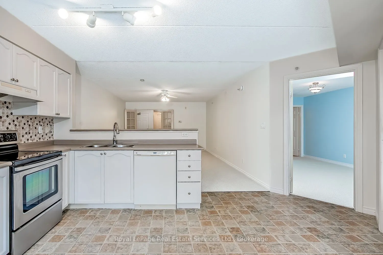 1460 Bishops Gate #111