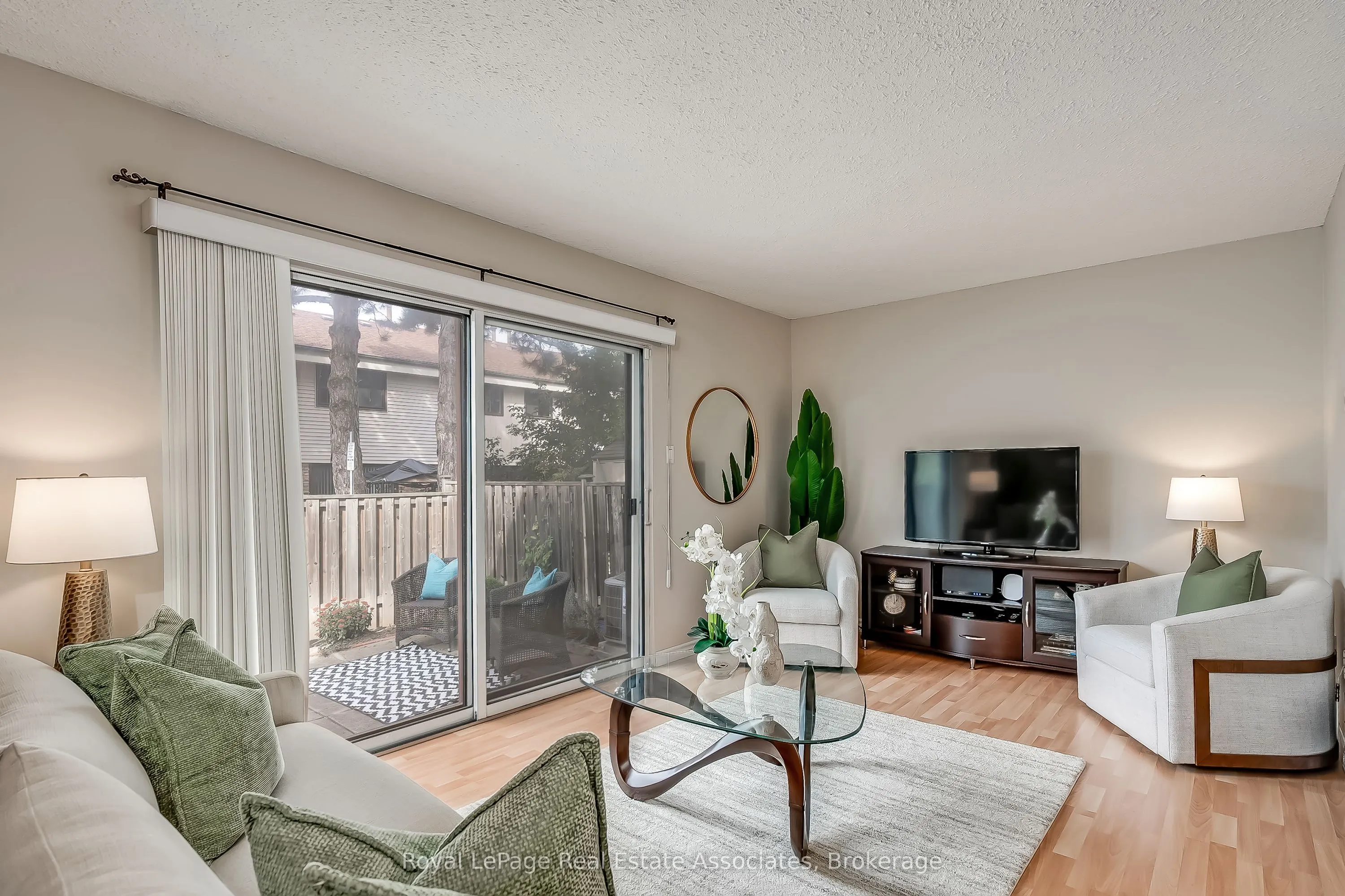 2779 Gananoque Drive #42