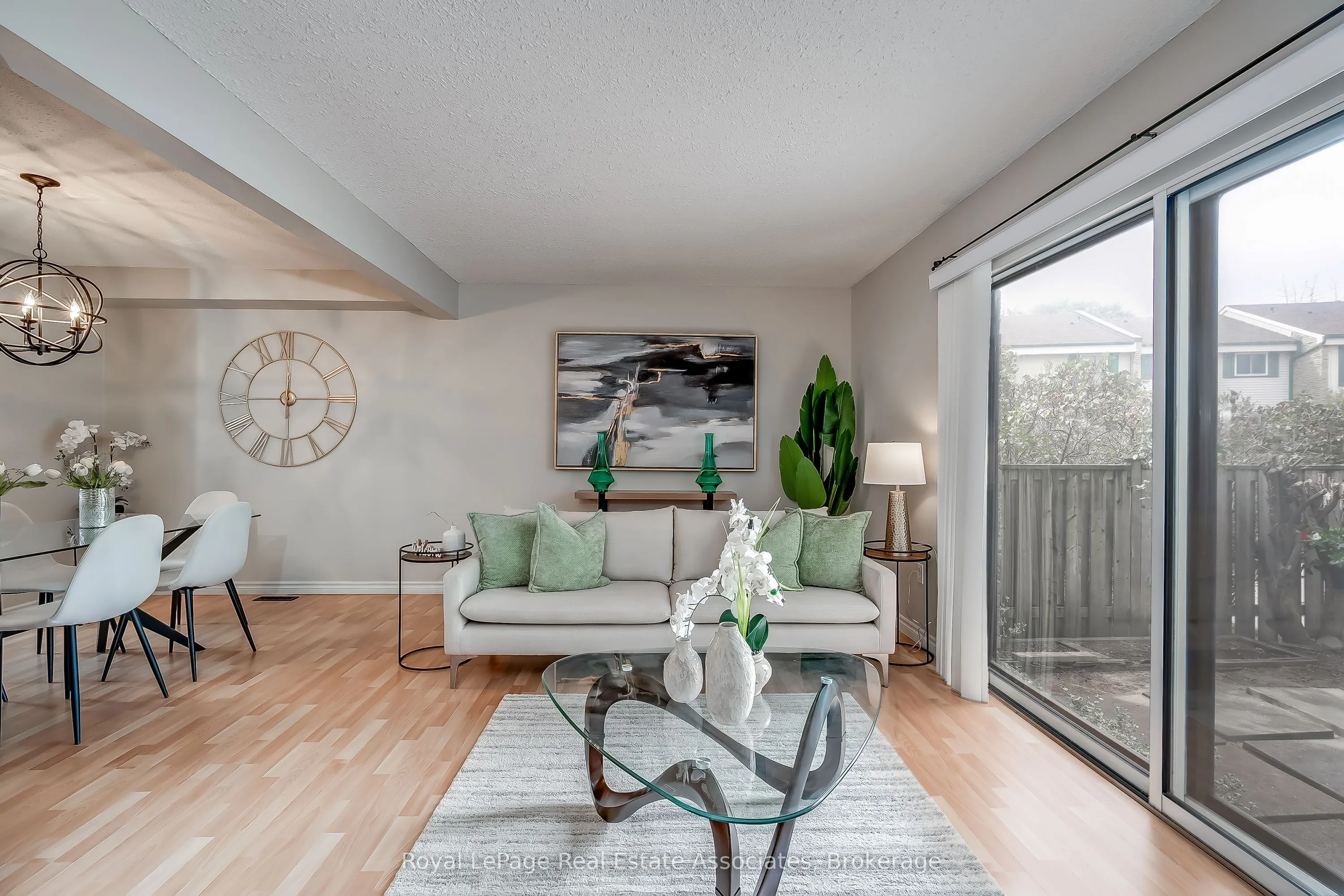 2779 Gananoque Drive #42