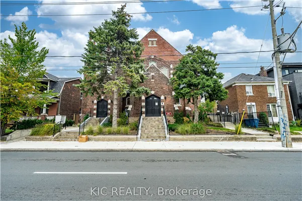 1183 Dufferin Street #111