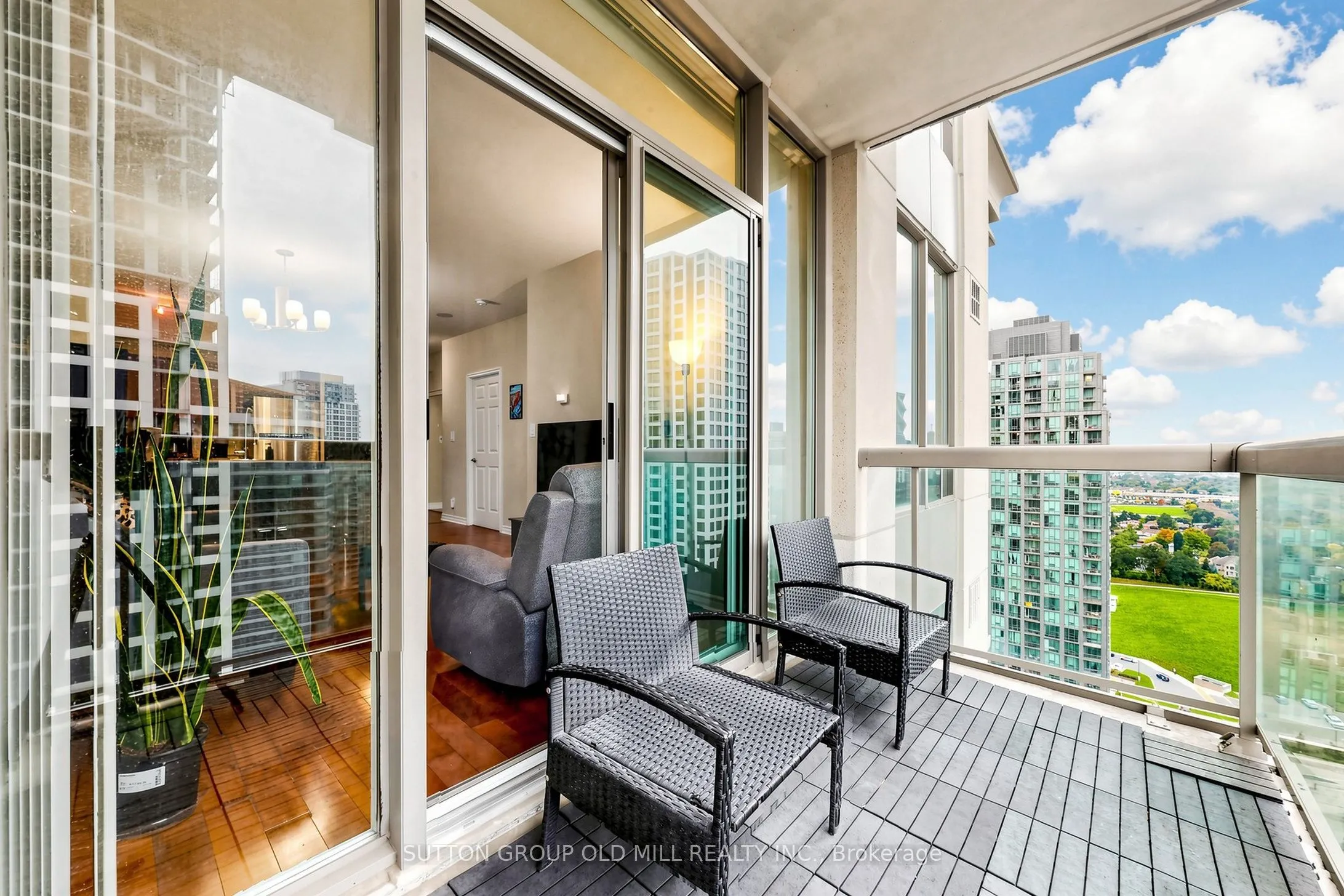 3504 Hurontario Street #3109