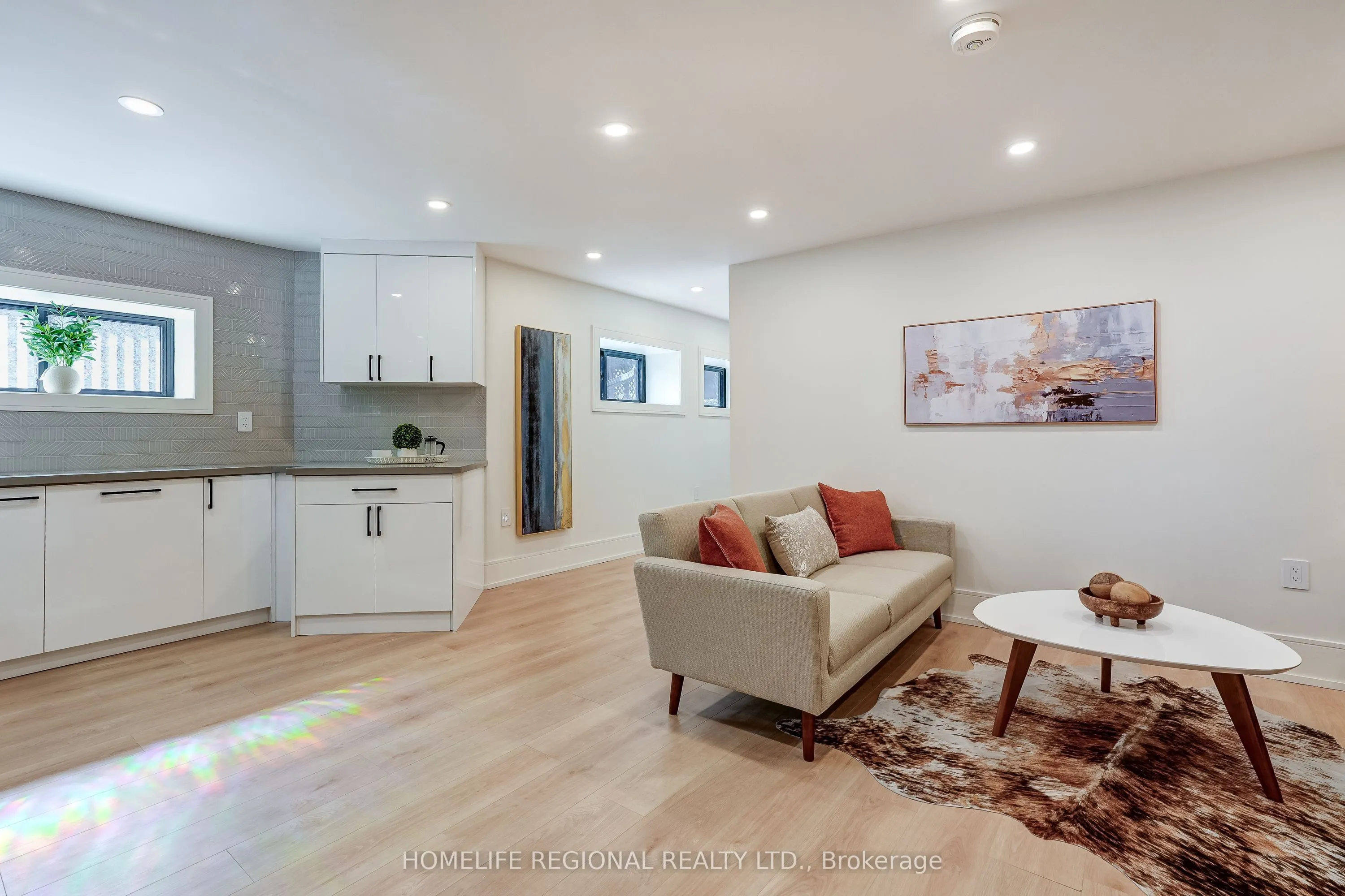 12 Macdonell Avenue