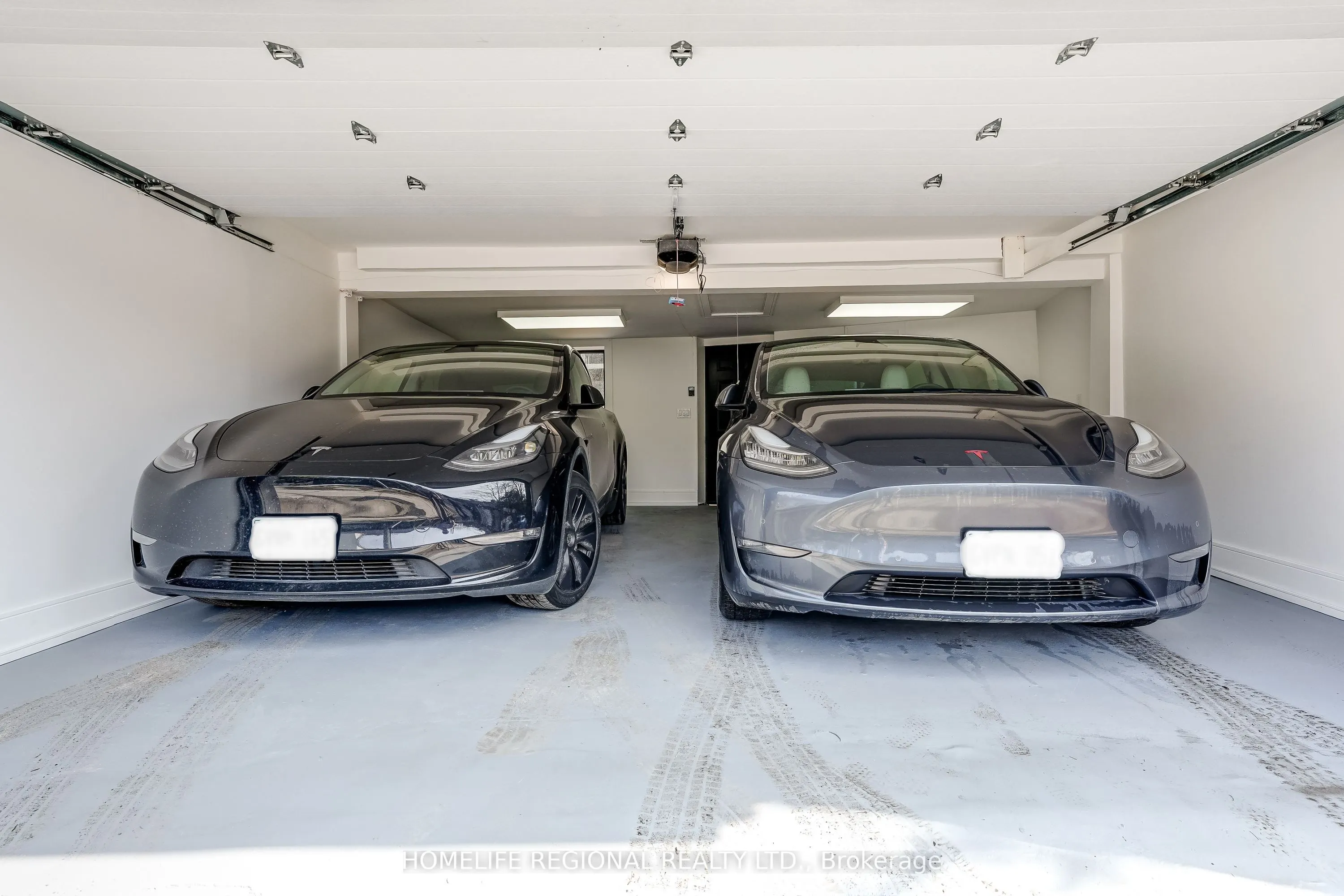 12 Macdonell Avenue