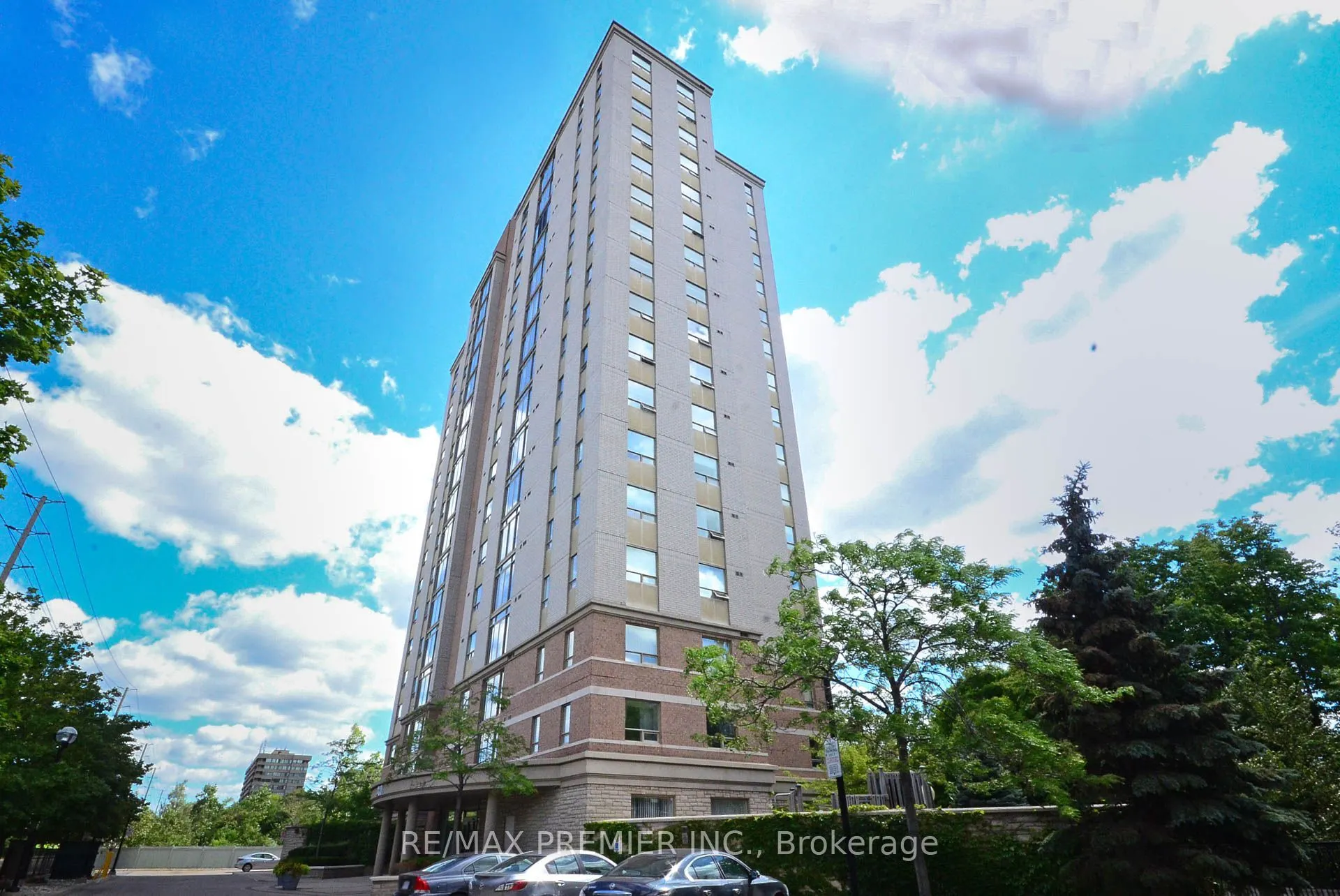 200 Burnhamthorpe Road E #603