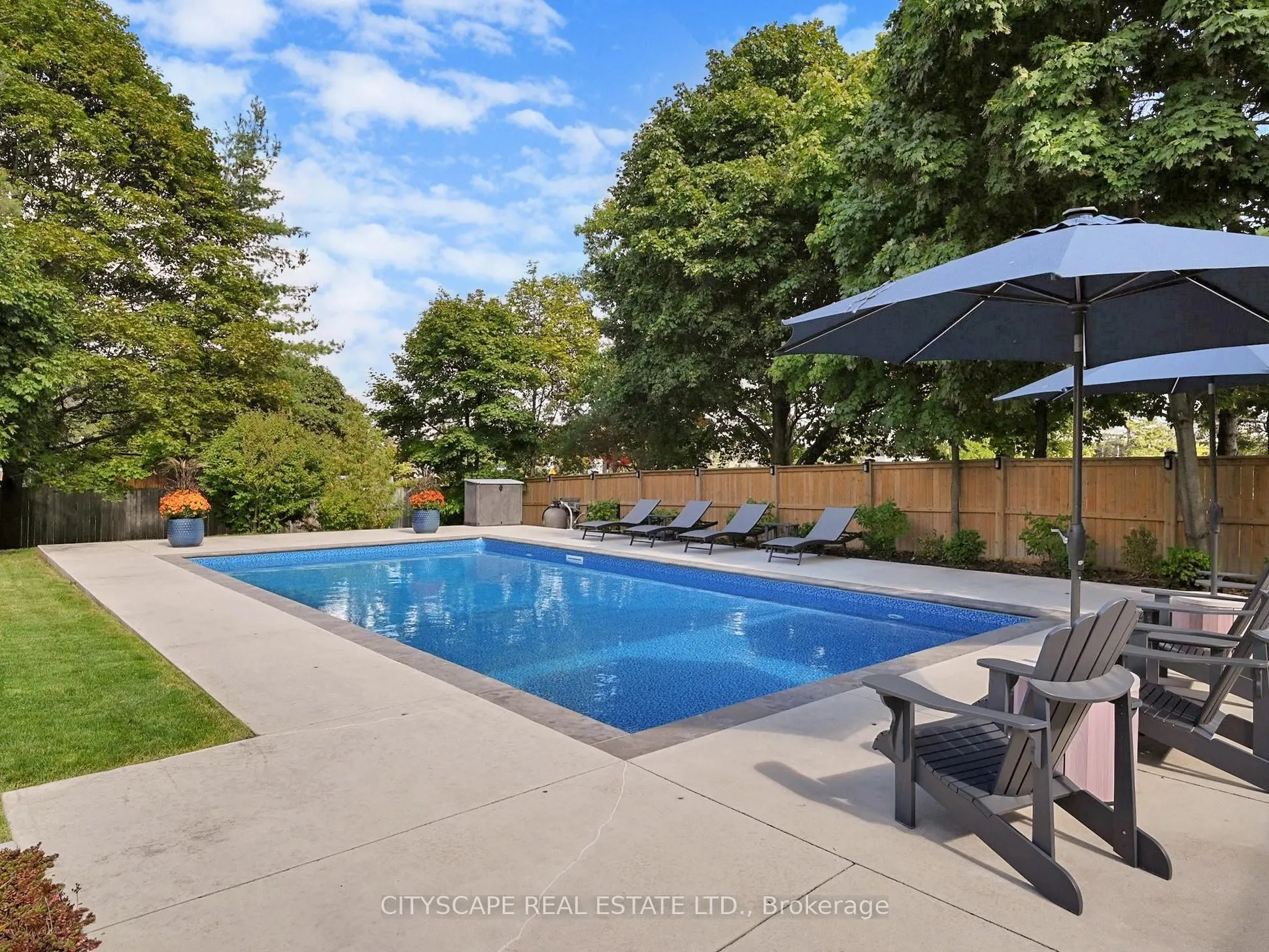 2585 Kenna Court