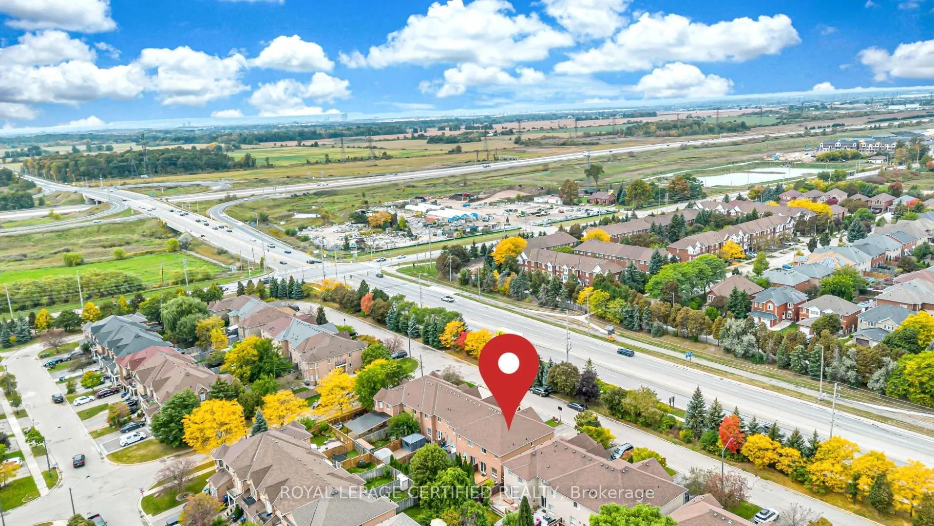 3864 Coachman Circle